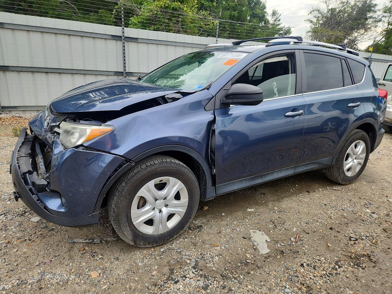 2014 Toyota Rav4 Le Blue vin: JTMBFREV8ED079630