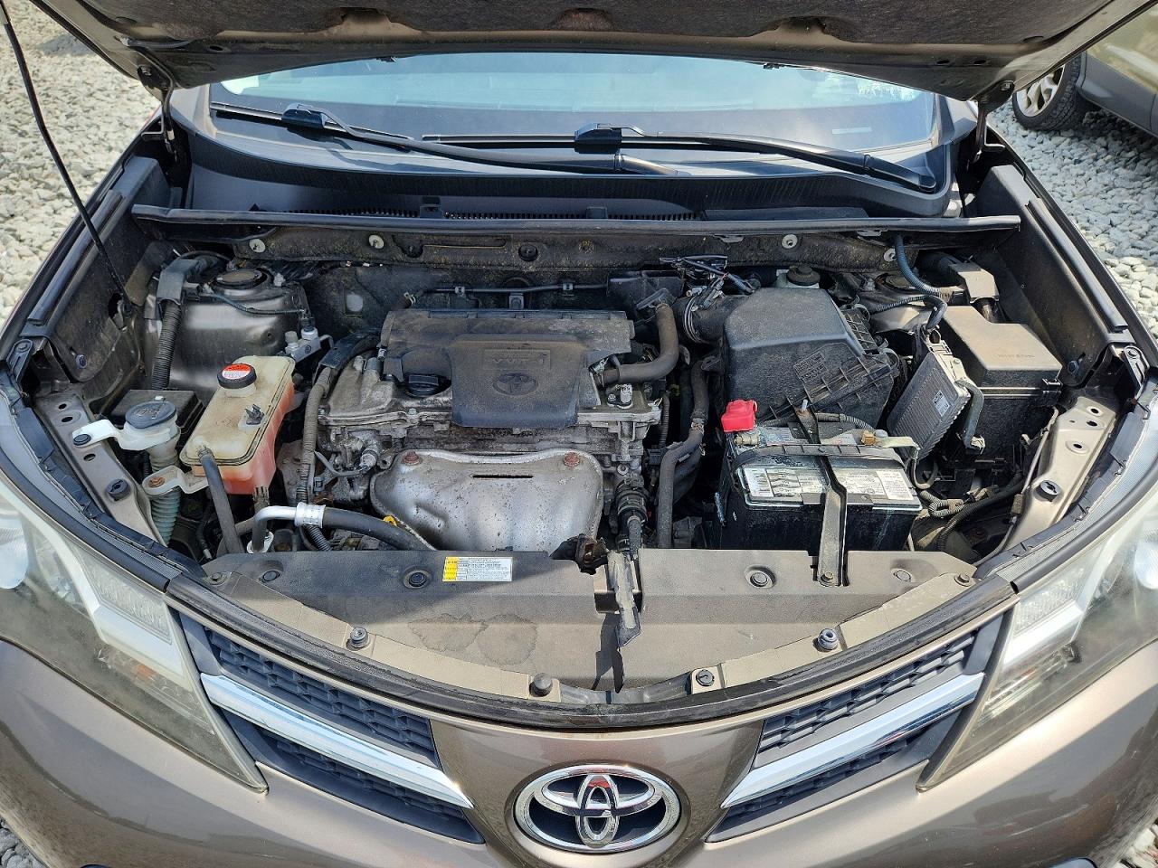 2015 Toyota Rav4 Le Желто-коричневый vin: JTMBFREV8FD148365