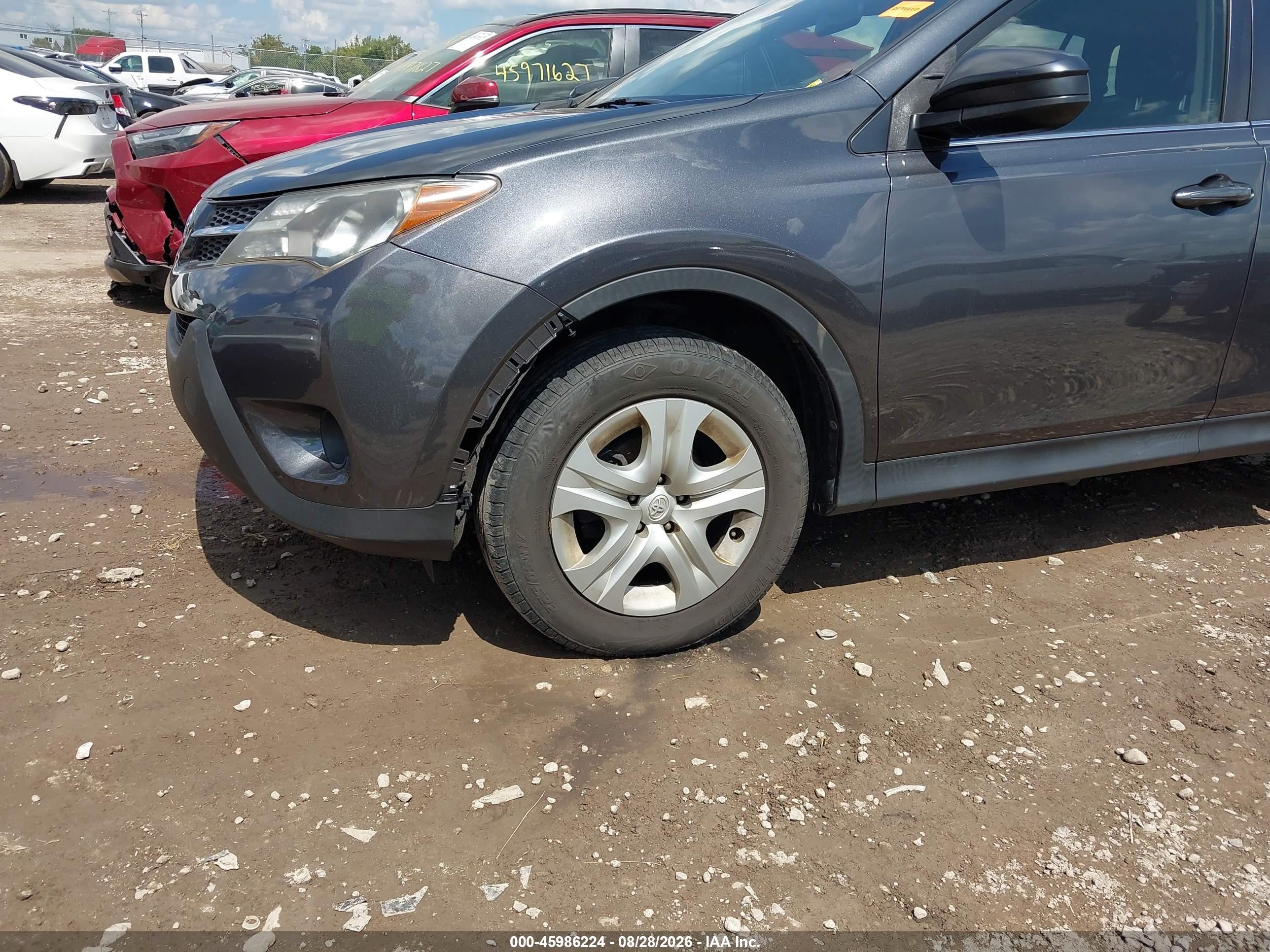 2015 Toyota Rav4 Le Серый vin: JTMBFREV8FD174559