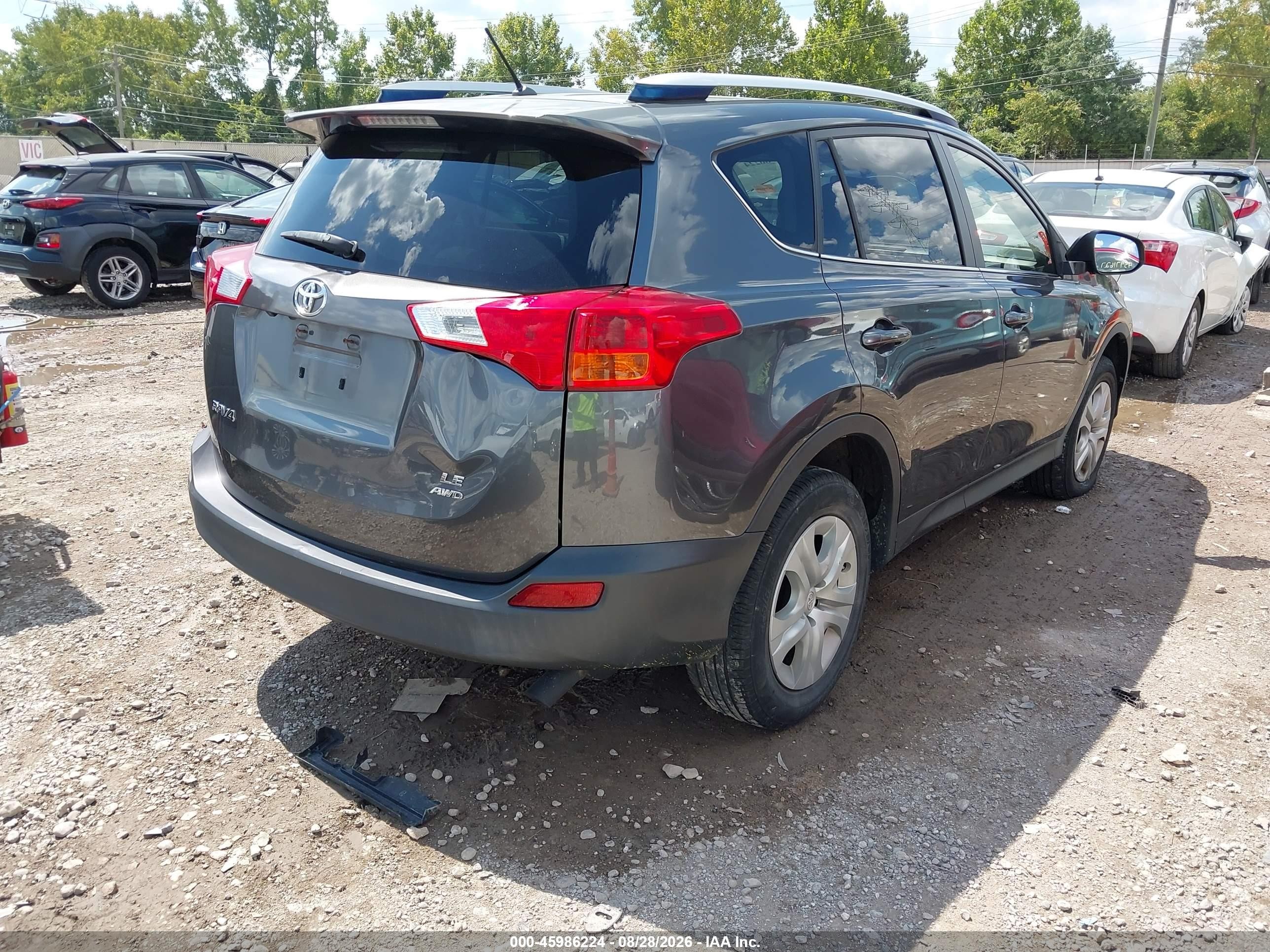 2015 Toyota Rav4 Le Серый vin: JTMBFREV8FD174559