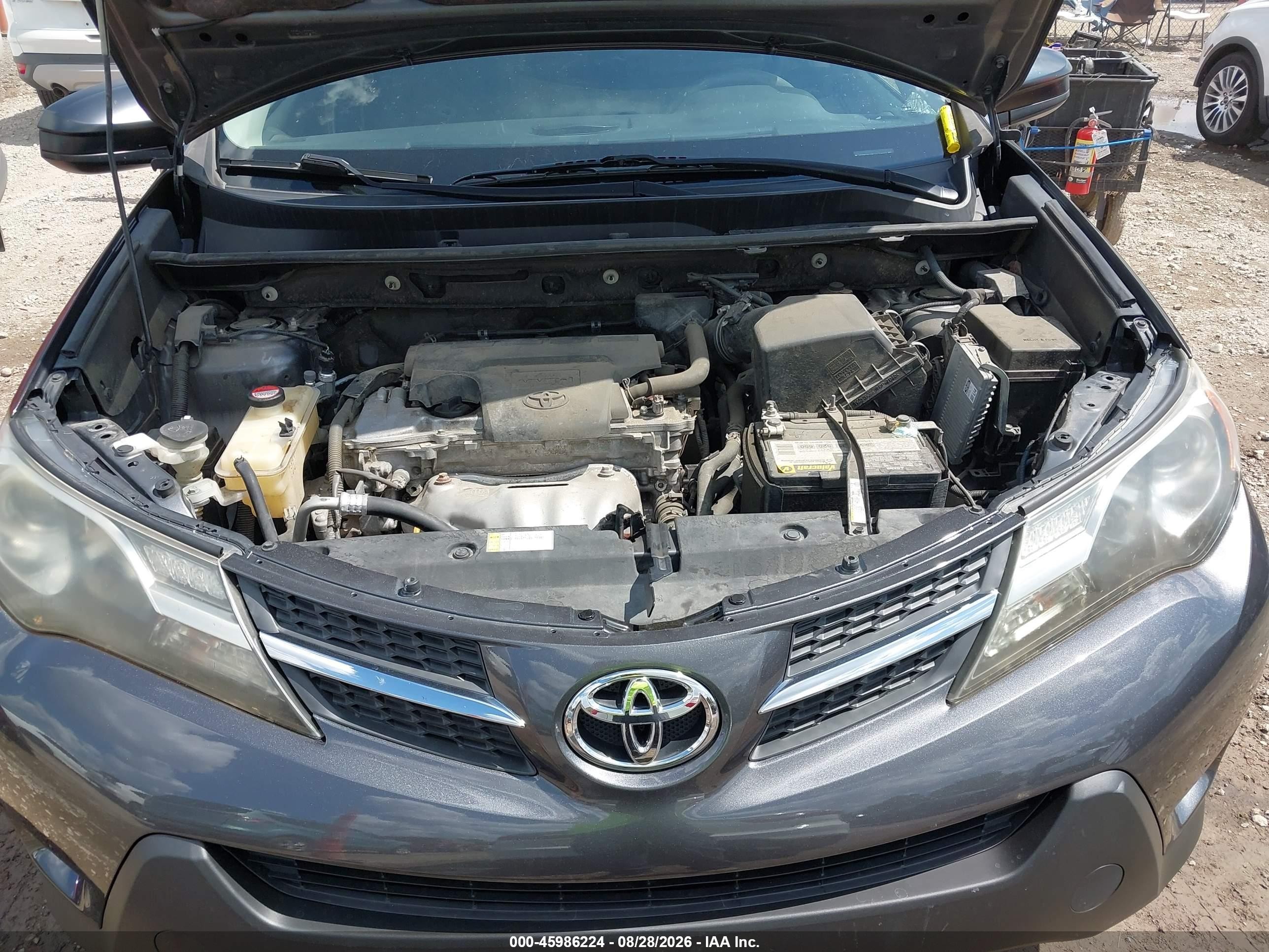 2015 Toyota Rav4 Le Серый vin: JTMBFREV8FD174559