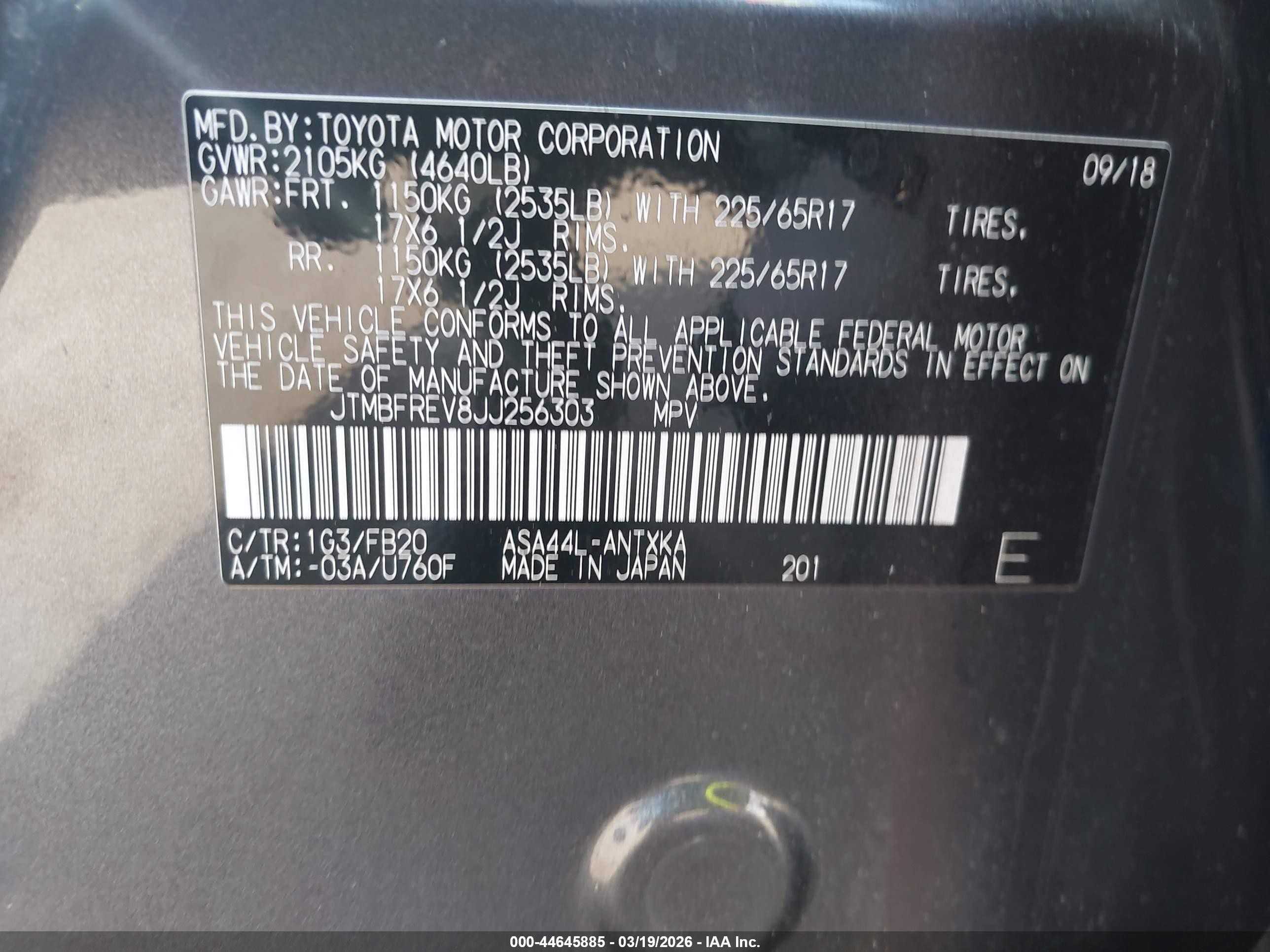 2018 Toyota Rav4 Le Red vin: JTMBFREV8JJ256303