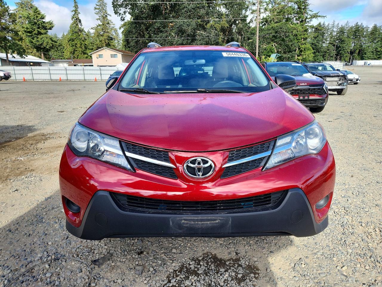 2013 Toyota Rav4 Le Red vin: JTMBFREV9D5012592