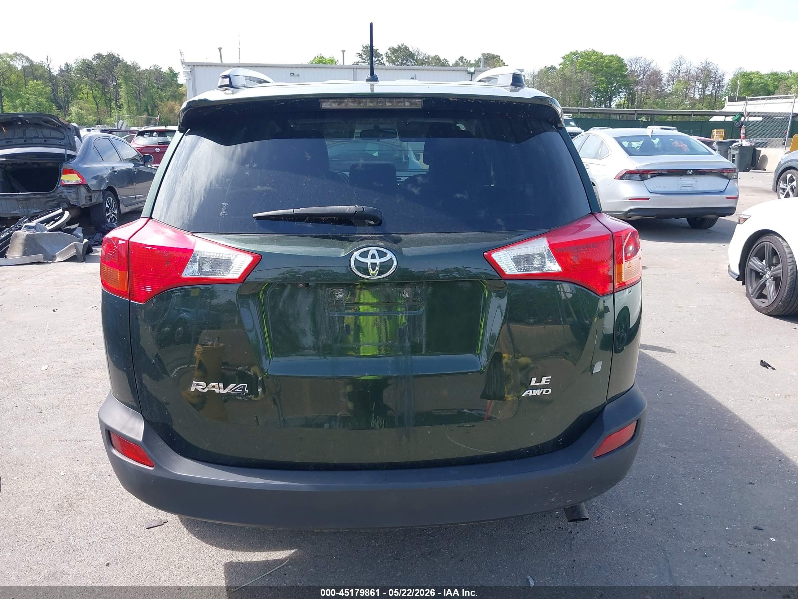2013 Toyota Rav4 Le Green vin: JTMBFREV9D5014567