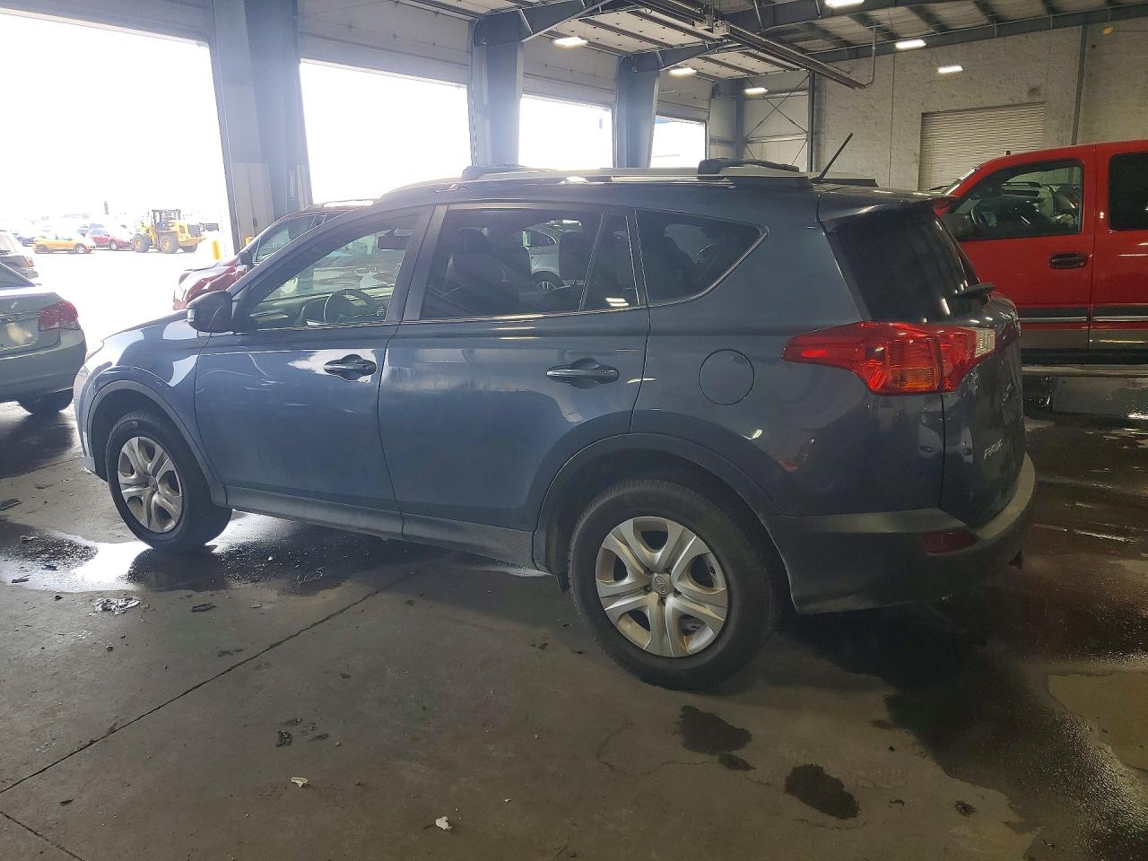 2013 Toyota Rav4 Le Blue vin: JTMBFREV9D5015489