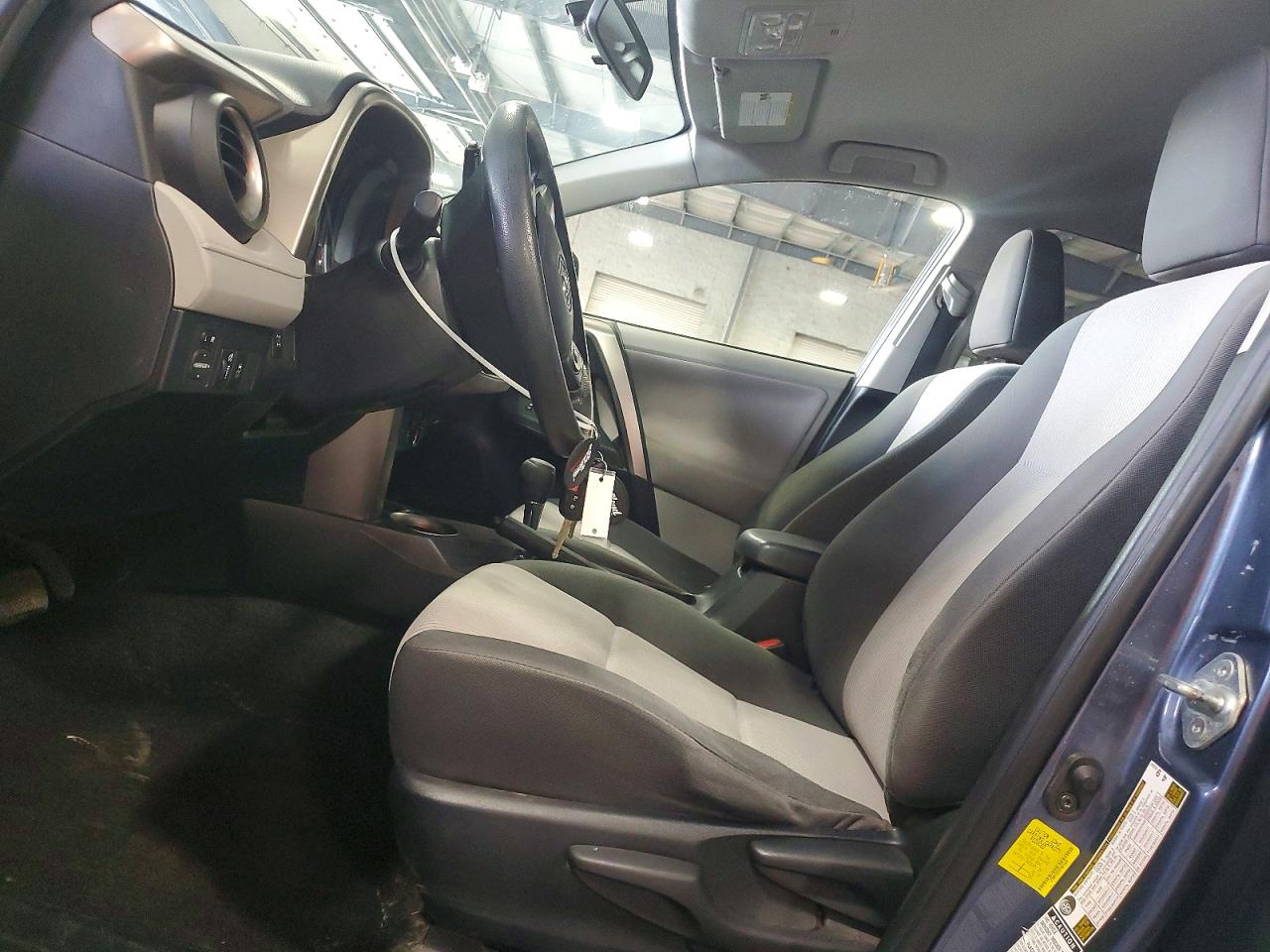 2013 Toyota Rav4 Le Blue vin: JTMBFREV9D5015489