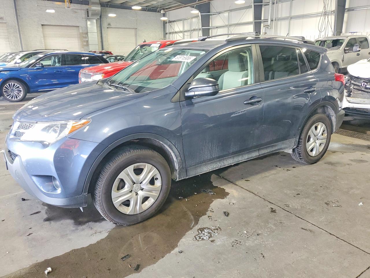 2013 Toyota Rav4 Le Blue vin: JTMBFREV9D5015489
