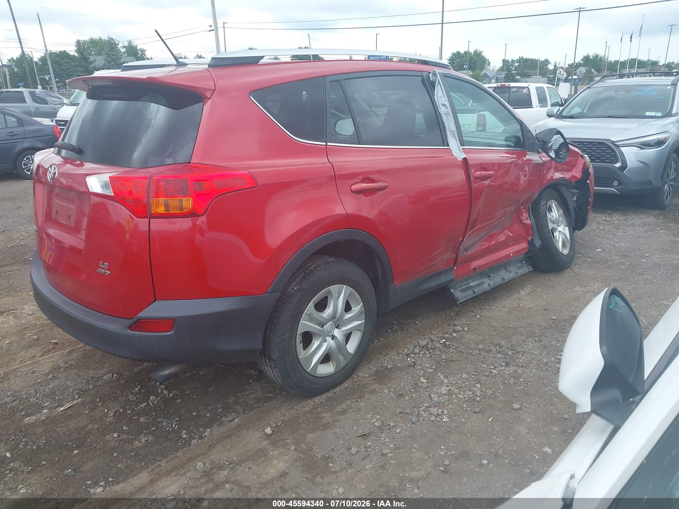 2013 Toyota Rav4 Le Red vin: JTMBFREV9DD000819