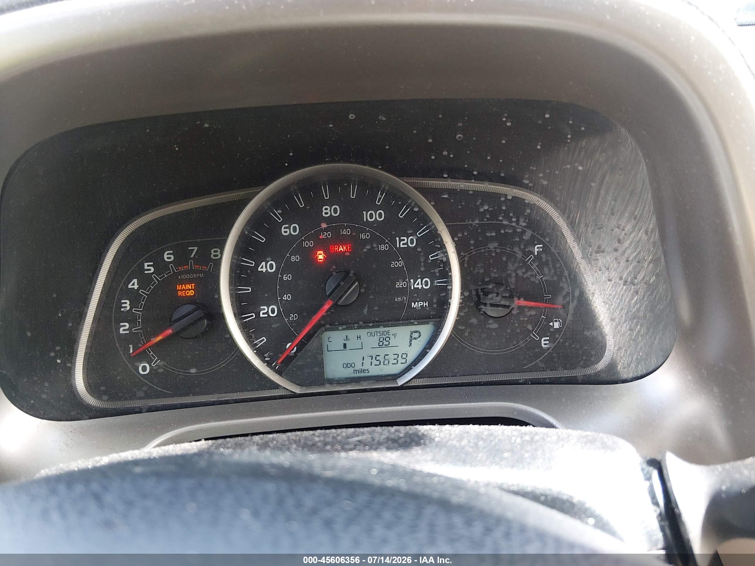 2013 Toyota Rav4 Le Red vin: JTMBFREV9DD032122