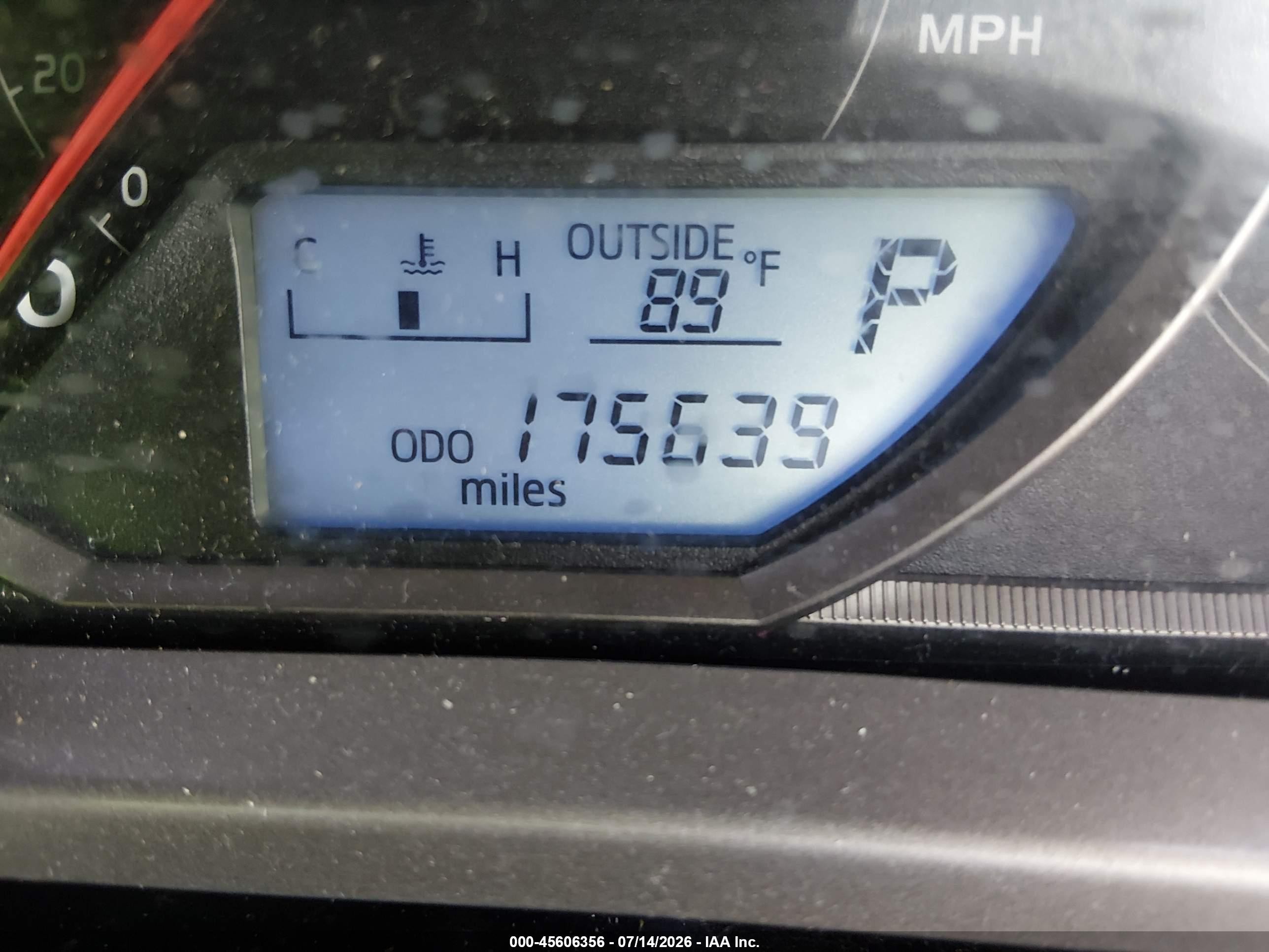 2013 Toyota Rav4 Le Red vin: JTMBFREV9DD032122