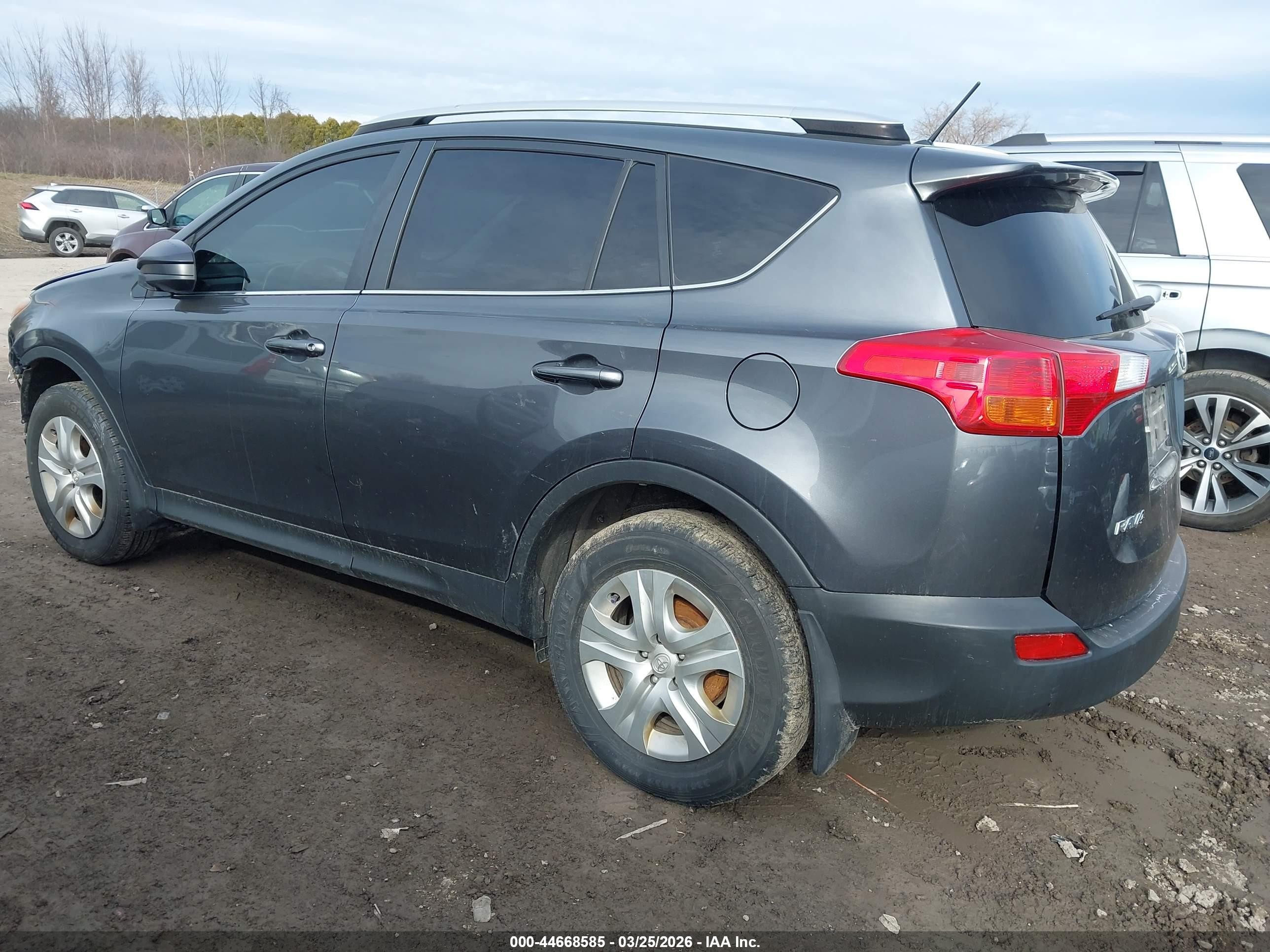 2014 Toyota Rav4 Le Gray vin: JTMBFREV9ED061055