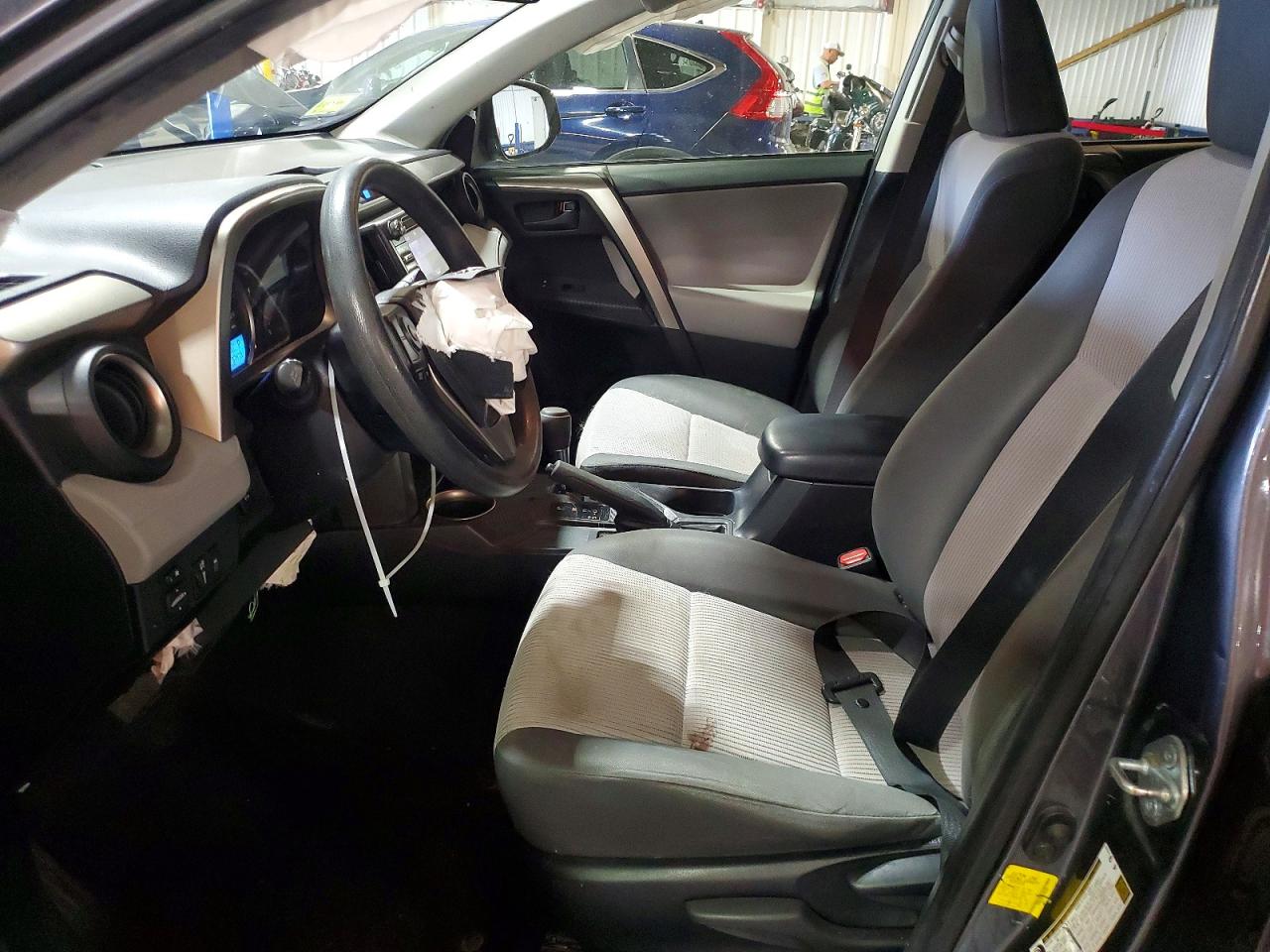 2014 Toyota Rav4 Le Gray vin: JTMBFREV9ED065428