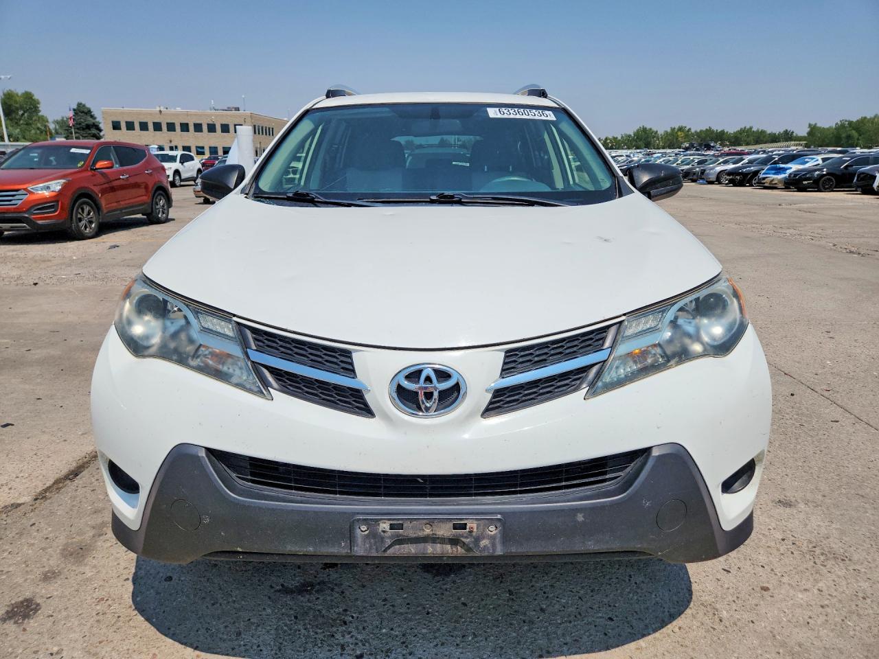 2014 Toyota Rav4 Le White vin: JTMBFREV9ED069009