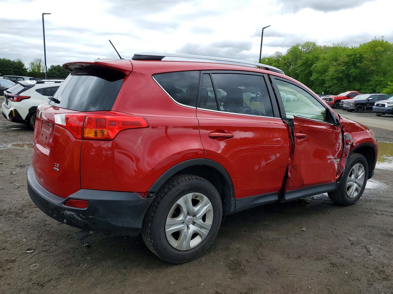 2014 Toyota Rav4 Le Красный vin: JTMBFREV9ED077725