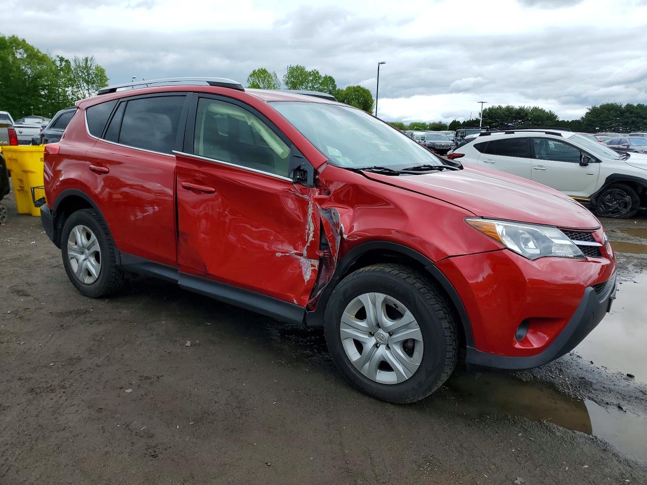 2014 Toyota Rav4 Le Красный vin: JTMBFREV9ED077725