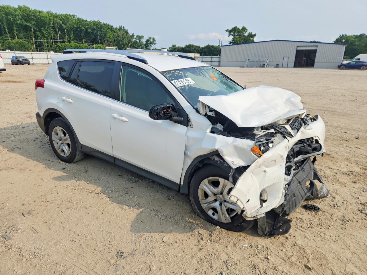 2014 Toyota Rav4 Le White vin: JTMBFREV9ED083542