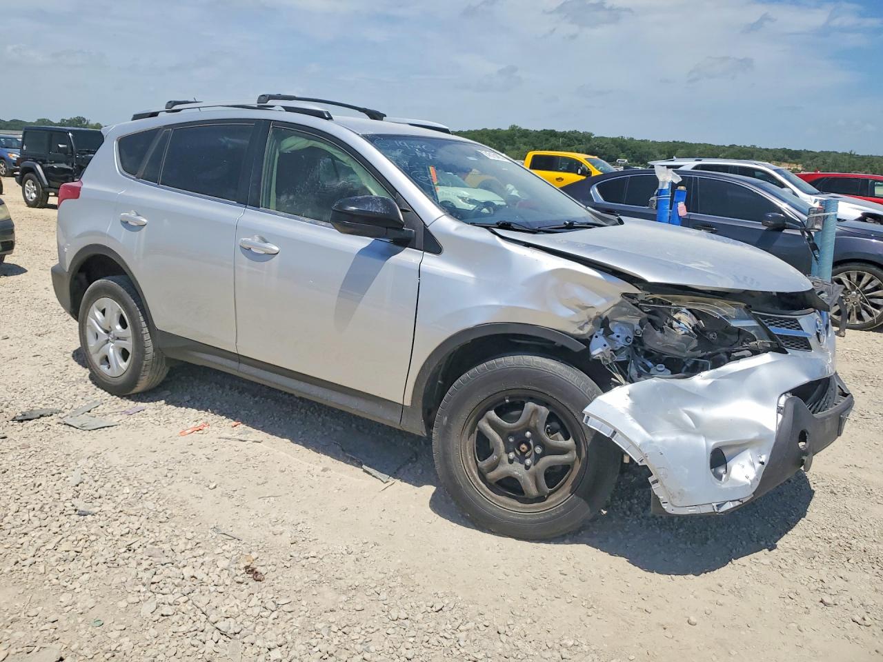 2014 Toyota Rav4 Le Silver vin: JTMBFREV9ED083623