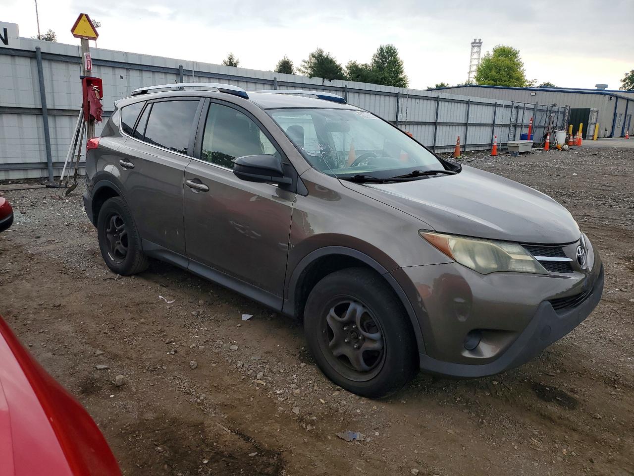 2015 Toyota Rav4 Le Green vin: JTMBFREV9FD151923
