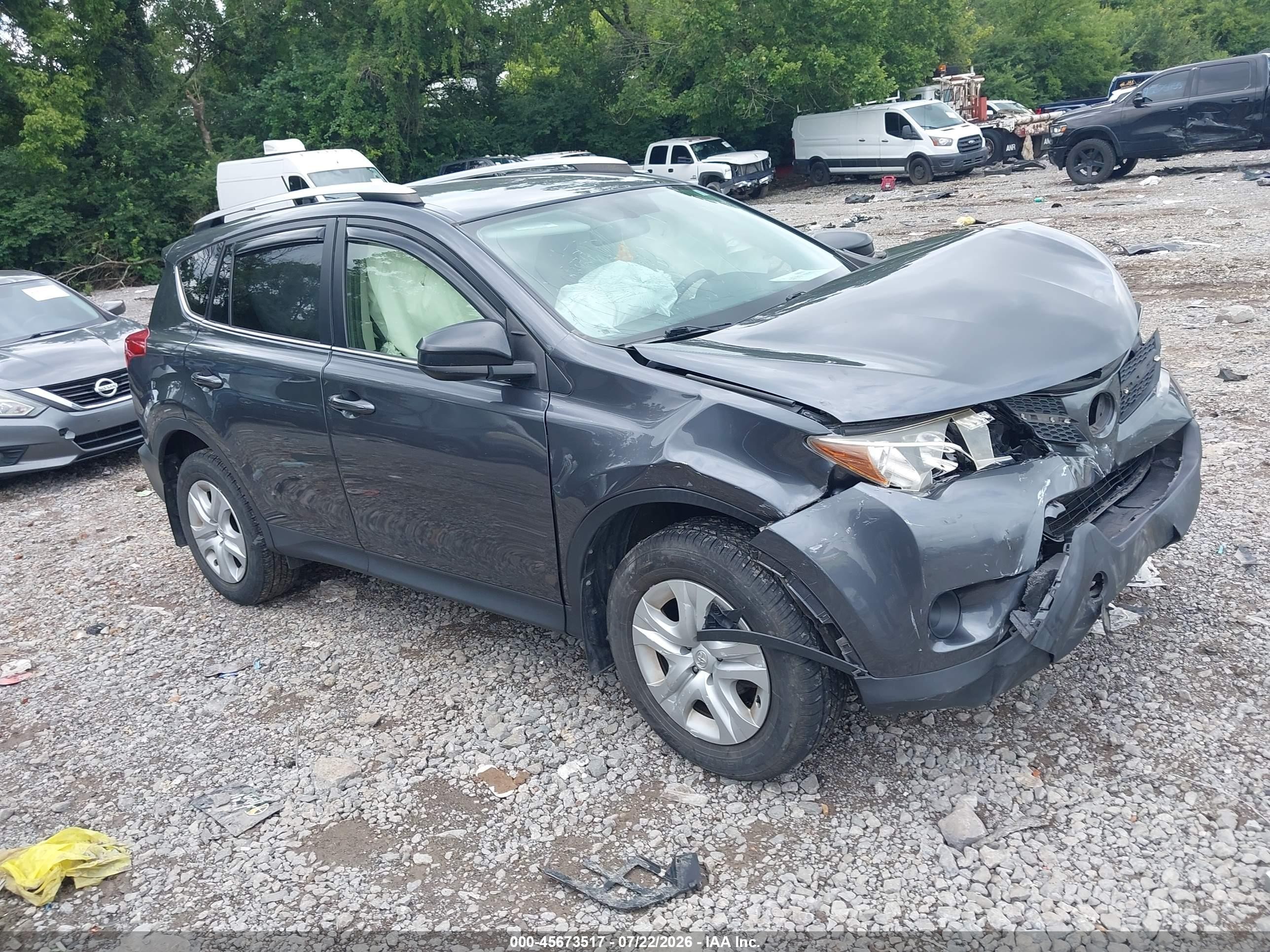 2015 Toyota Rav4 Le Gray vin: JTMBFREV9FD158788