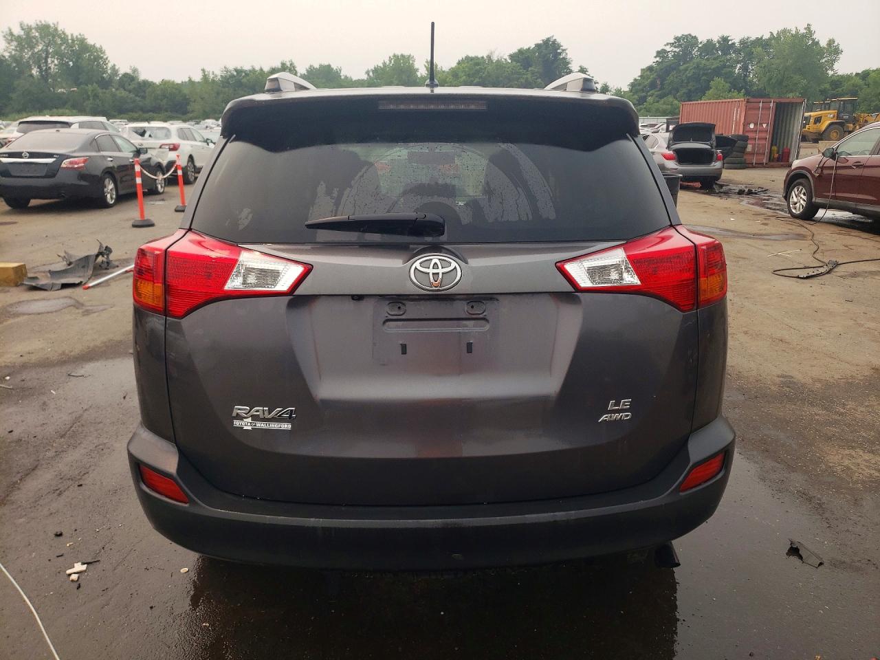 2015 Toyota Rav4 Le Gray vin: JTMBFREV9FJ023117