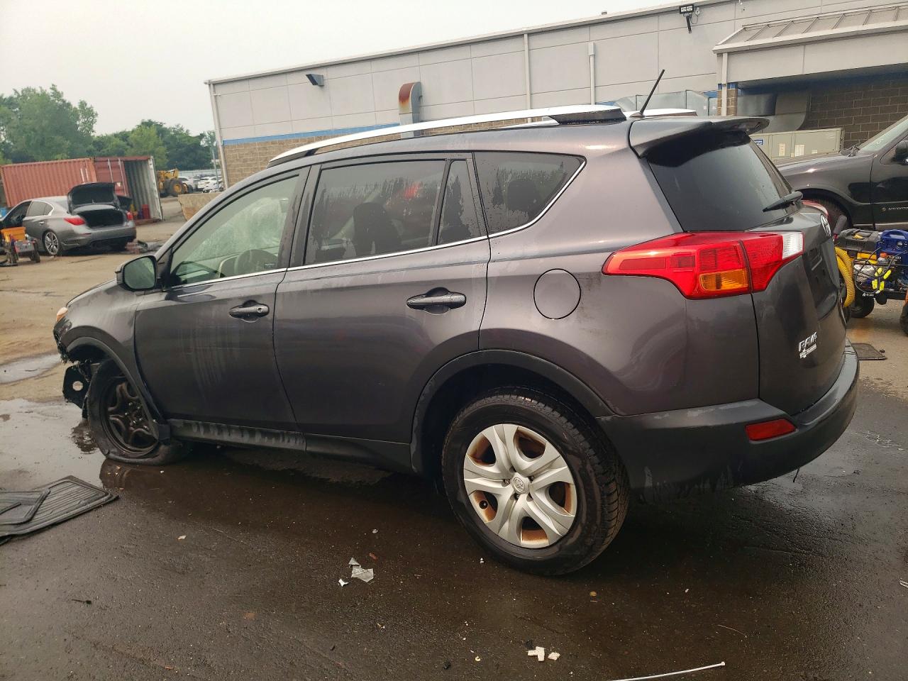 2015 Toyota Rav4 Le Gray vin: JTMBFREV9FJ023117