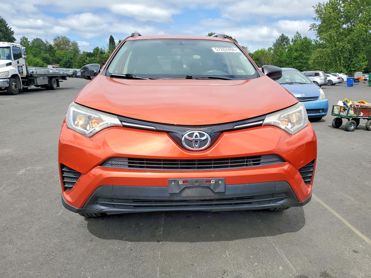 2016 Toyota Rav4 Le Orange vin: JTMBFREV9GJ096585