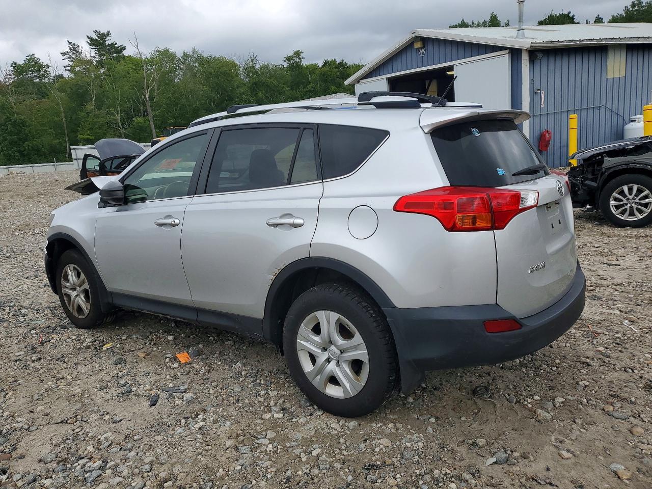 2013 Toyota Rav4 Le Silver vin: JTMBFREVXD5012715
