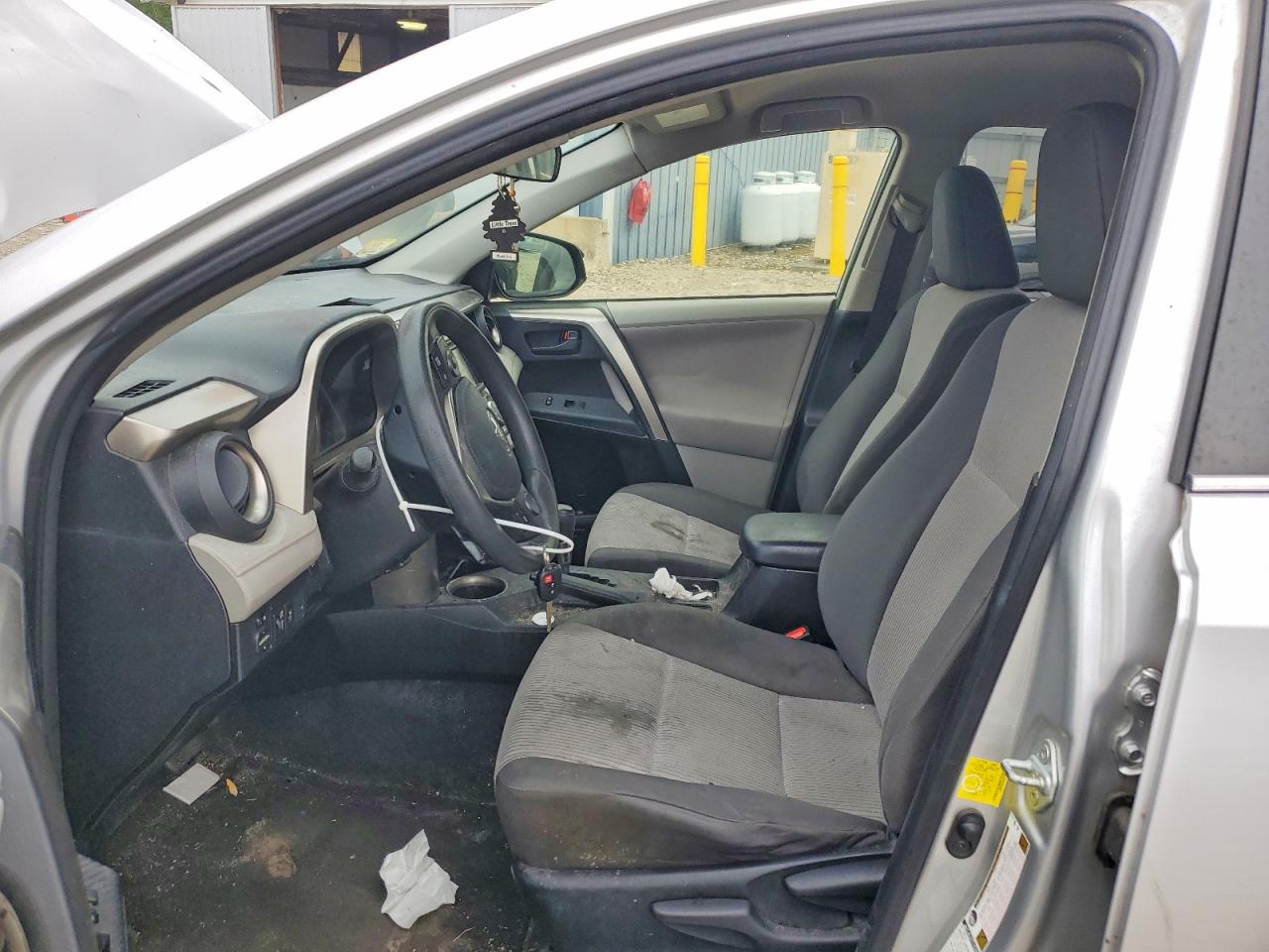 2013 Toyota Rav4 Le Silver vin: JTMBFREVXD5012715