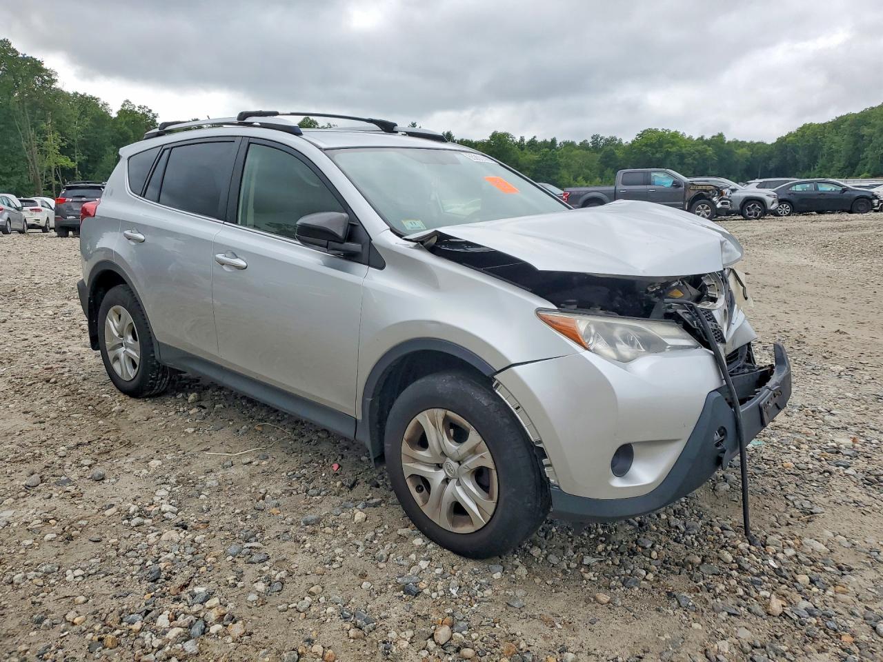 2013 Toyota Rav4 Le Silver vin: JTMBFREVXD5012715
