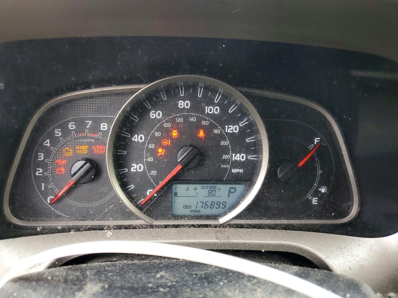 2013 Toyota Rav4 Le Silver vin: JTMBFREVXD5012715