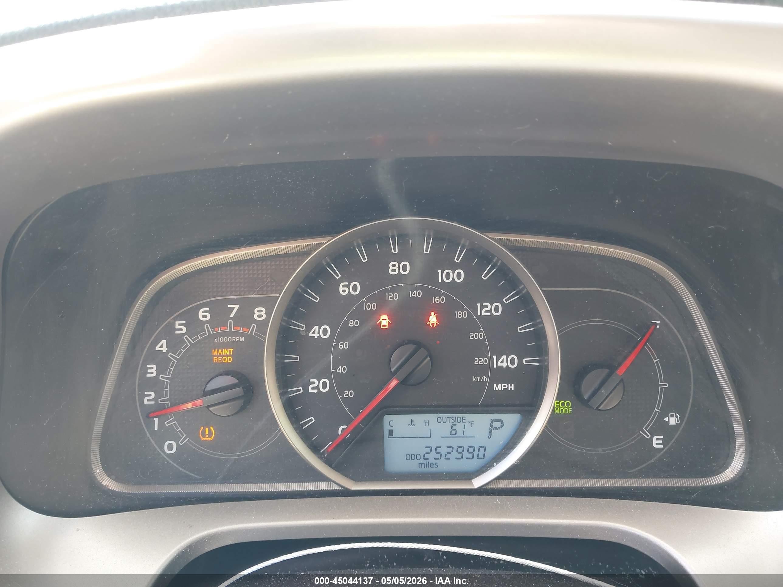 2013 Toyota Rav4 Le Gray vin: JTMBFREVXD5027506