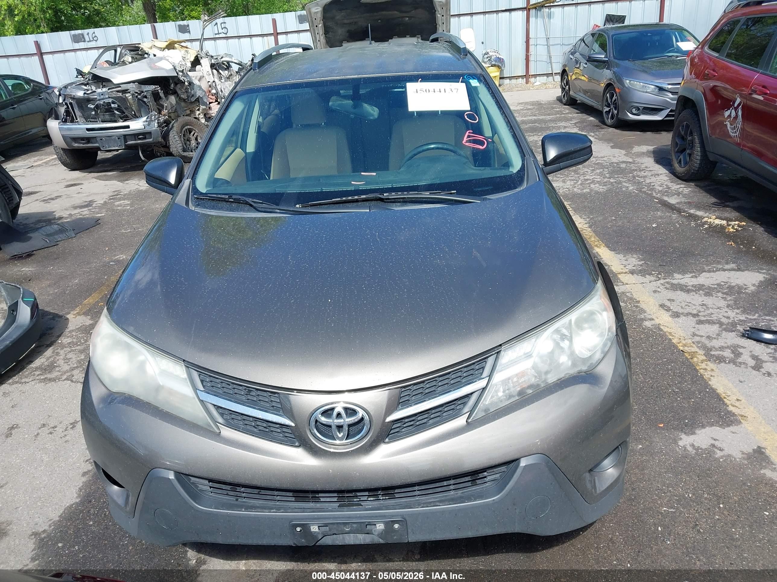 2013 Toyota Rav4 Le Gray vin: JTMBFREVXD5027506