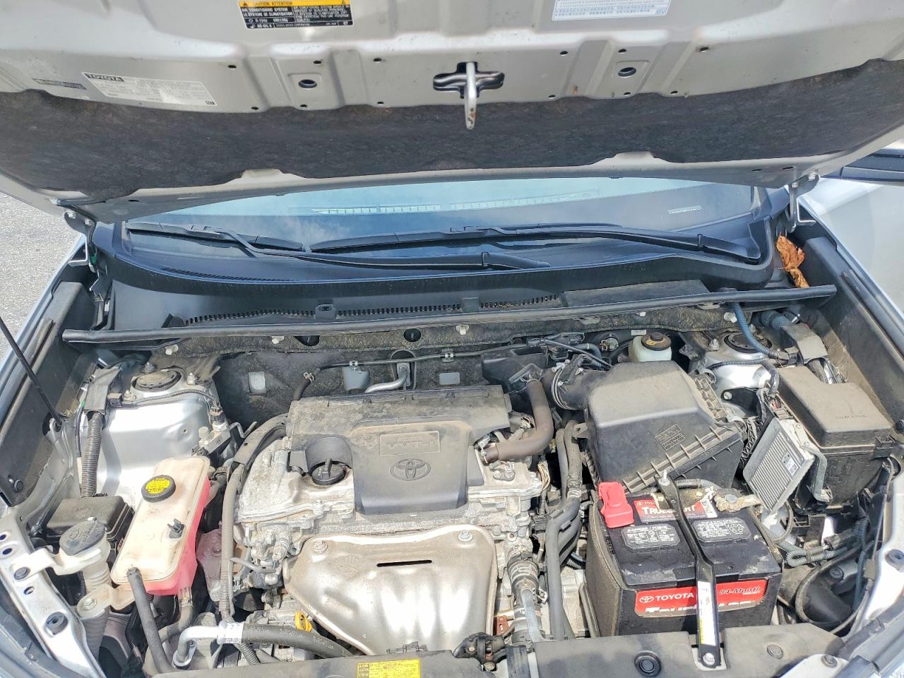 2013 Toyota Rav4 Le Silver vin: JTMBFREVXDD003082