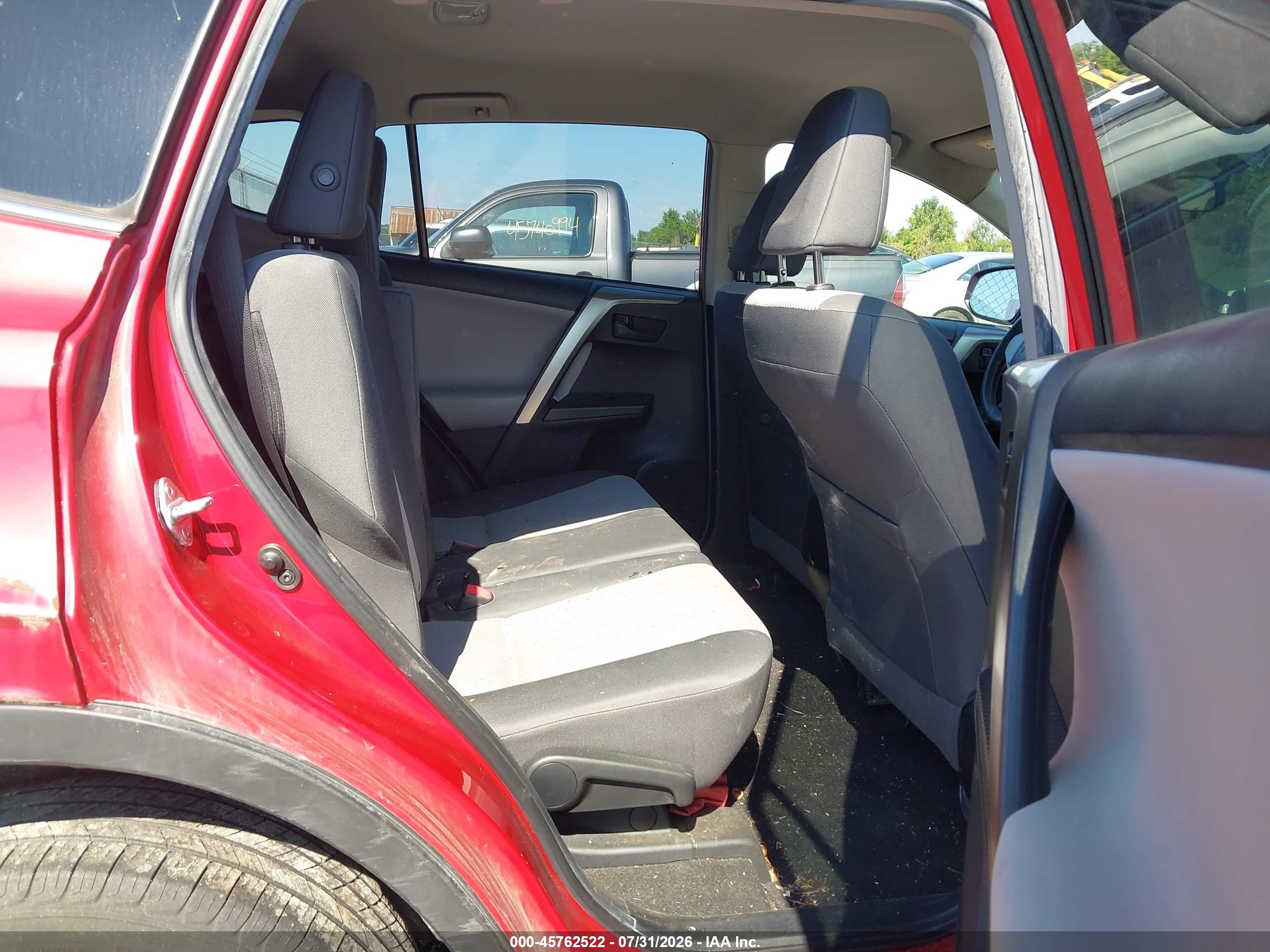 2014 Toyota Rav4 Le Red vin: JTMBFREVXED081170