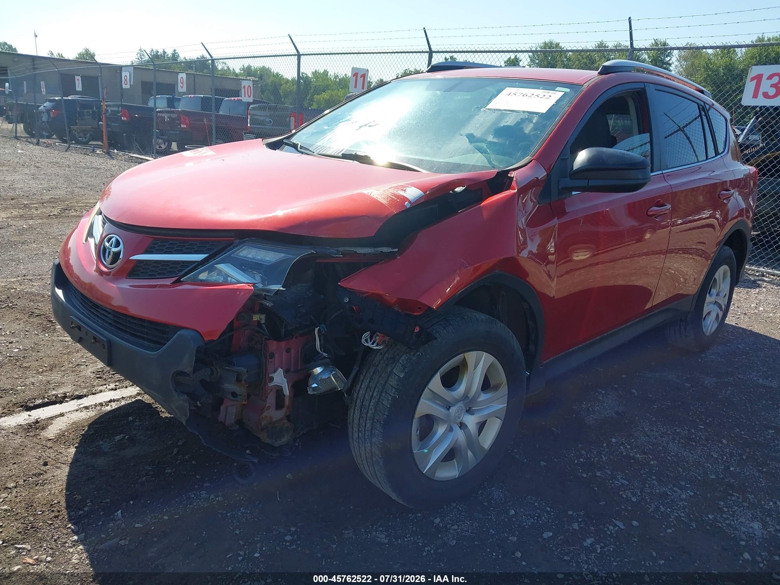 2014 Toyota Rav4 Le Red vin: JTMBFREVXED081170