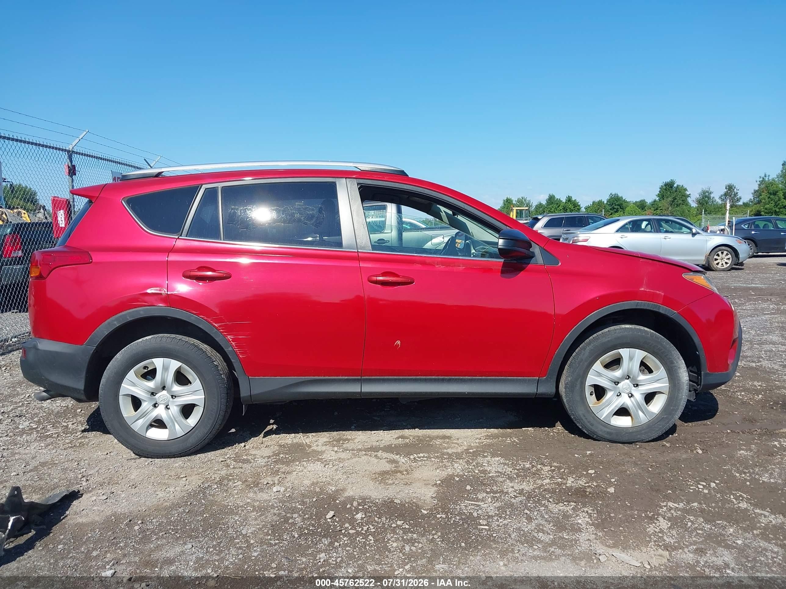 2014 Toyota Rav4 Le Red vin: JTMBFREVXED081170