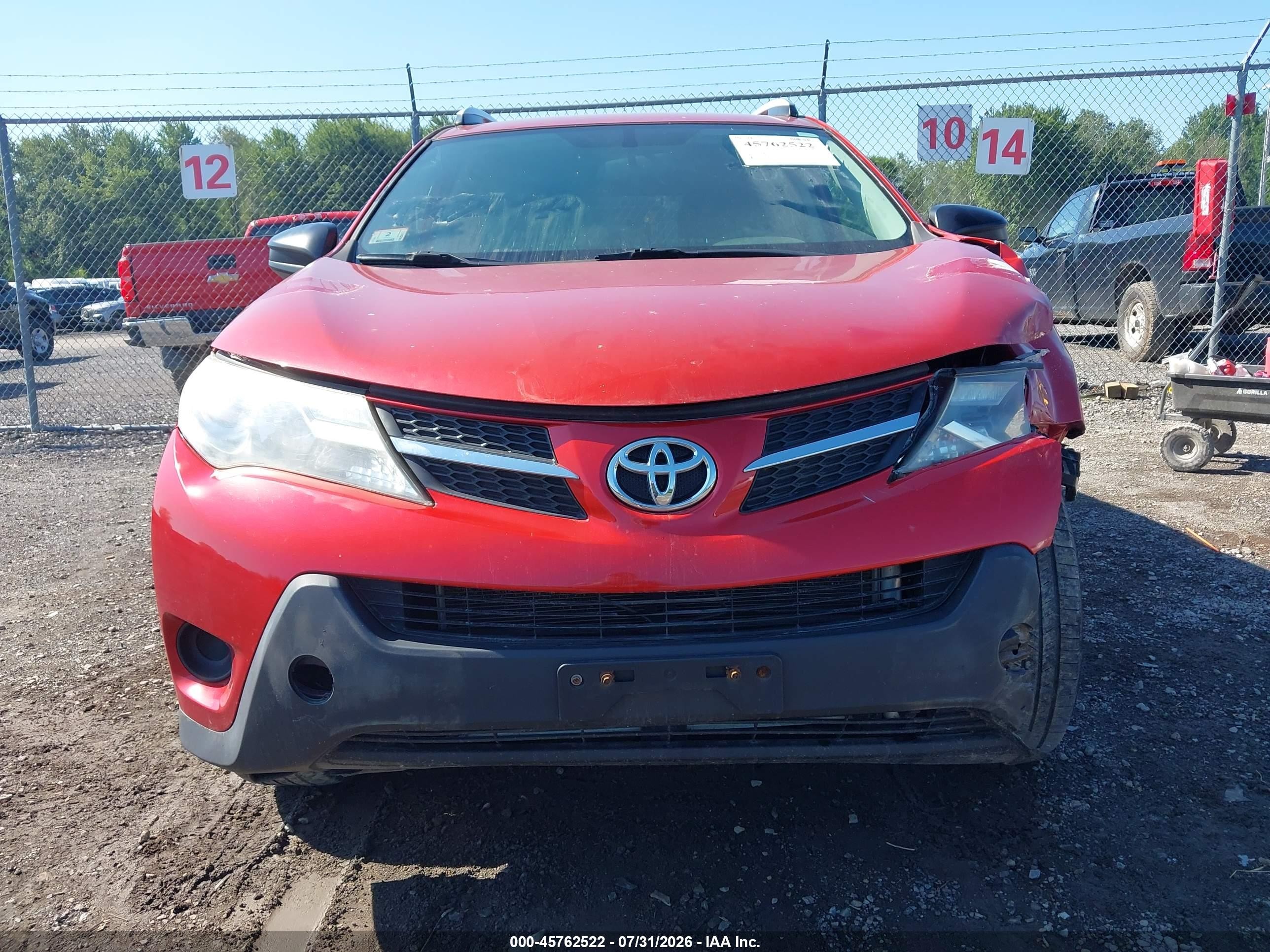 2014 Toyota Rav4 Le Red vin: JTMBFREVXED081170