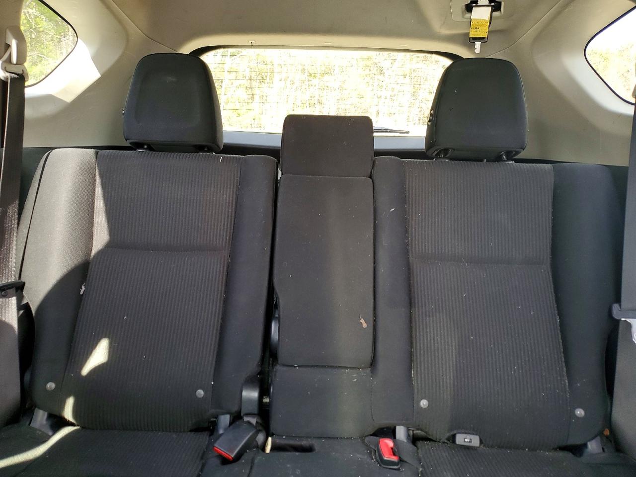 2014 Toyota Rav4 Le White vin: JTMBFREVXEJ002372