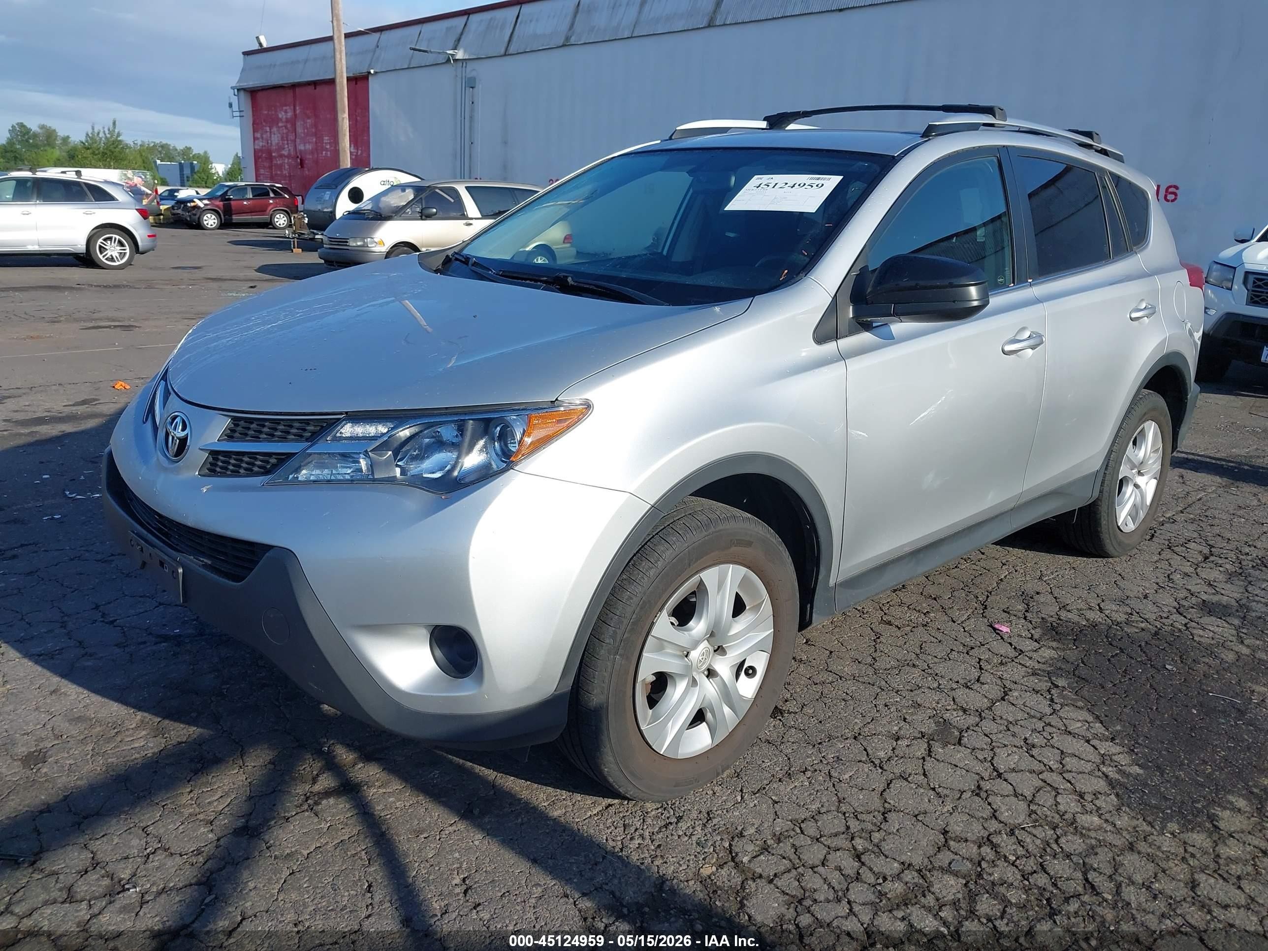 2014 Toyota Rav4 Le Silver vin: JTMBFREVXEJ012254