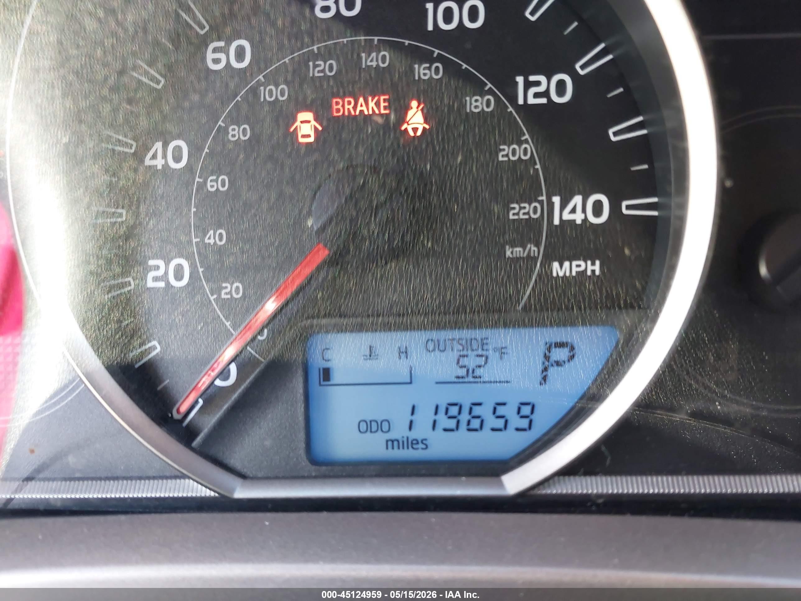 2014 Toyota Rav4 Le Silver vin: JTMBFREVXEJ012254