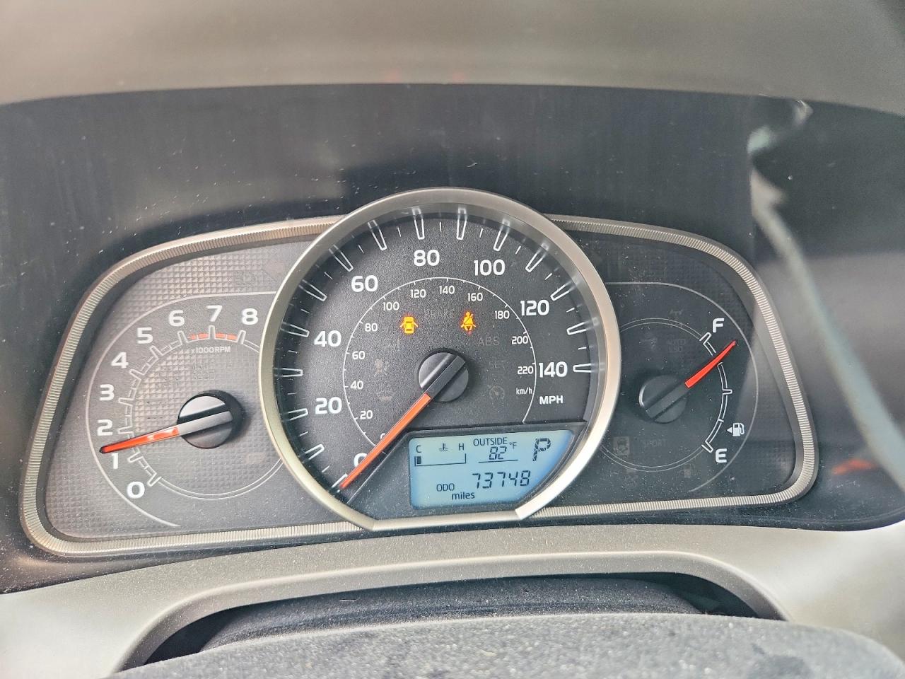 2015 Toyota Rav4 Le Silver vin: JTMBFREVXFD117831