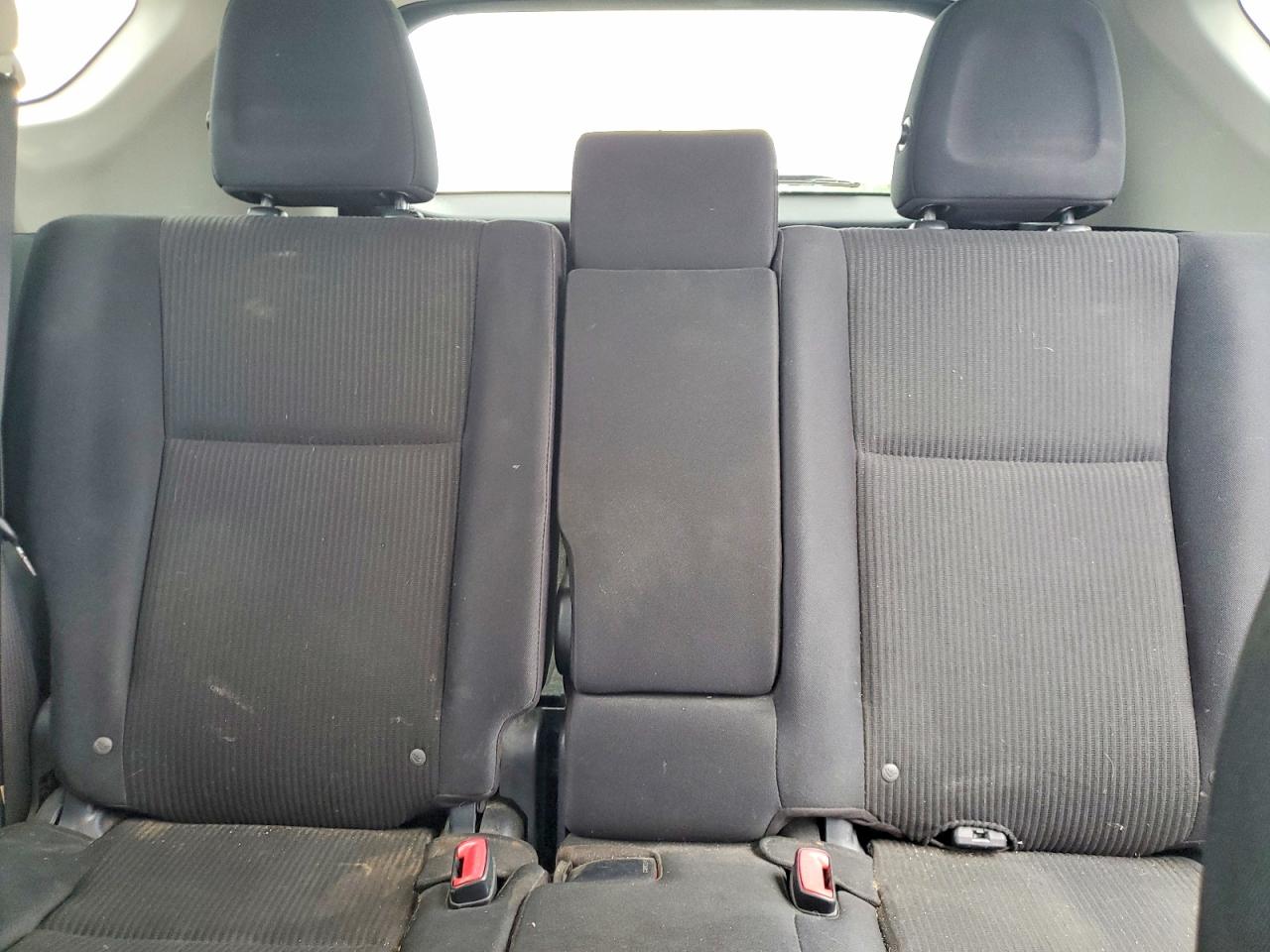 2015 Toyota Rav4 Le Orange vin: JTMBFREVXFD139814