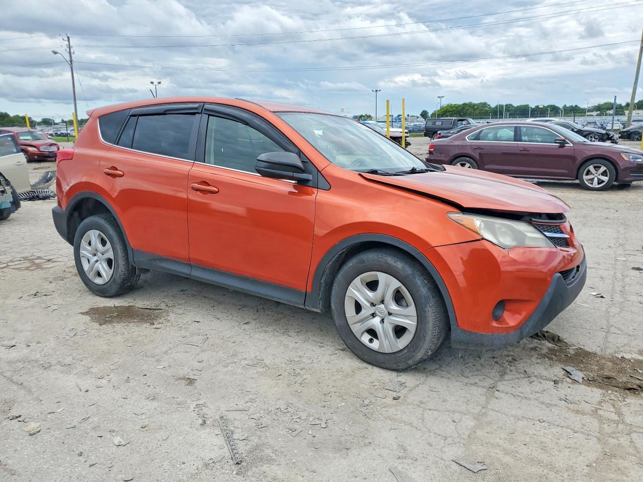2015 Toyota Rav4 Le Orange vin: JTMBFREVXFD139814