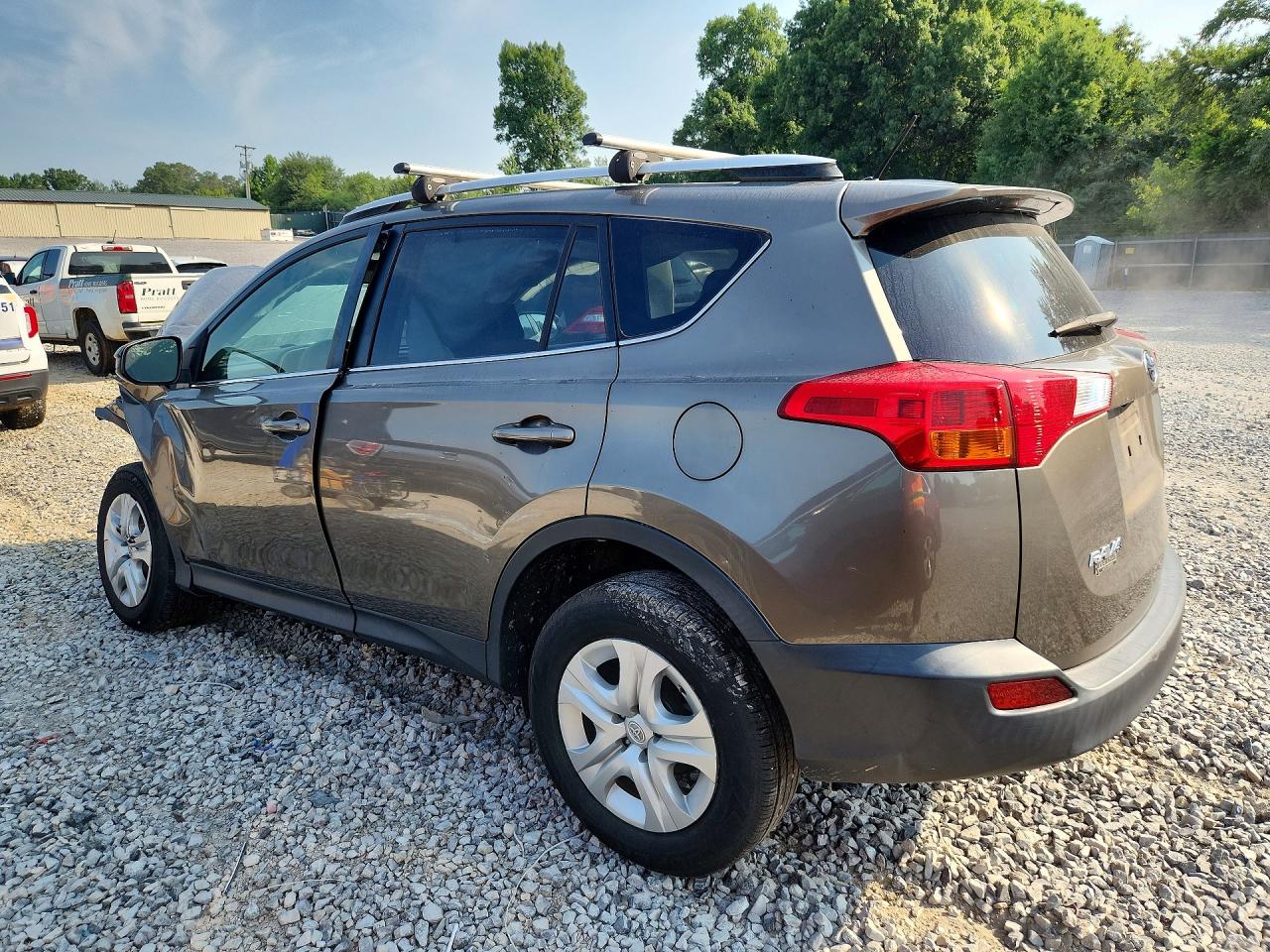 2015 Toyota Rav4 Le Tan vin: JTMBFREVXFD141787