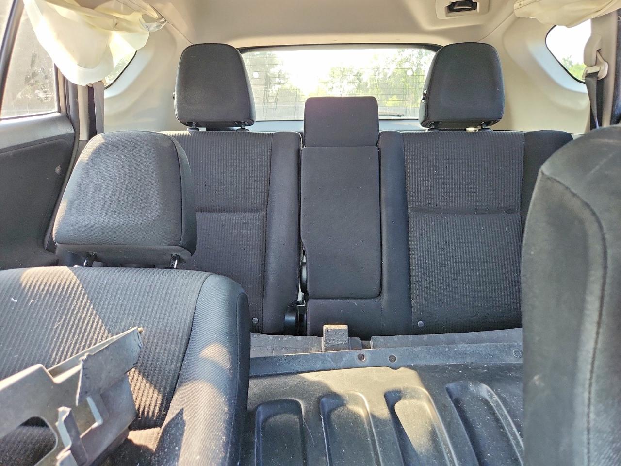 2015 Toyota Rav4 Le Tan vin: JTMBFREVXFD141787
