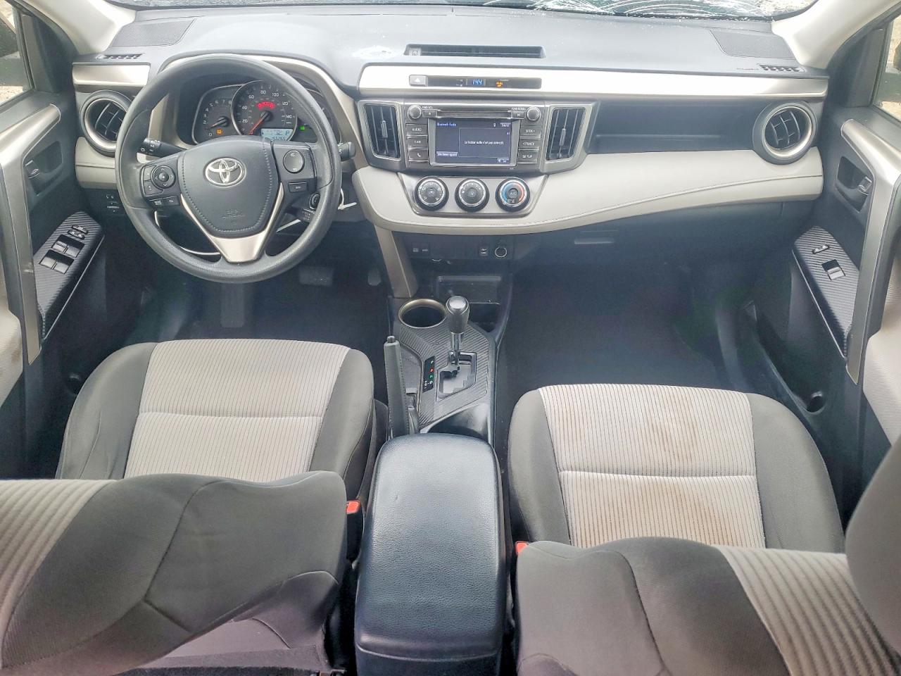 2015 Toyota Rav4 Le Gray vin: JTMBFREVXFD171467