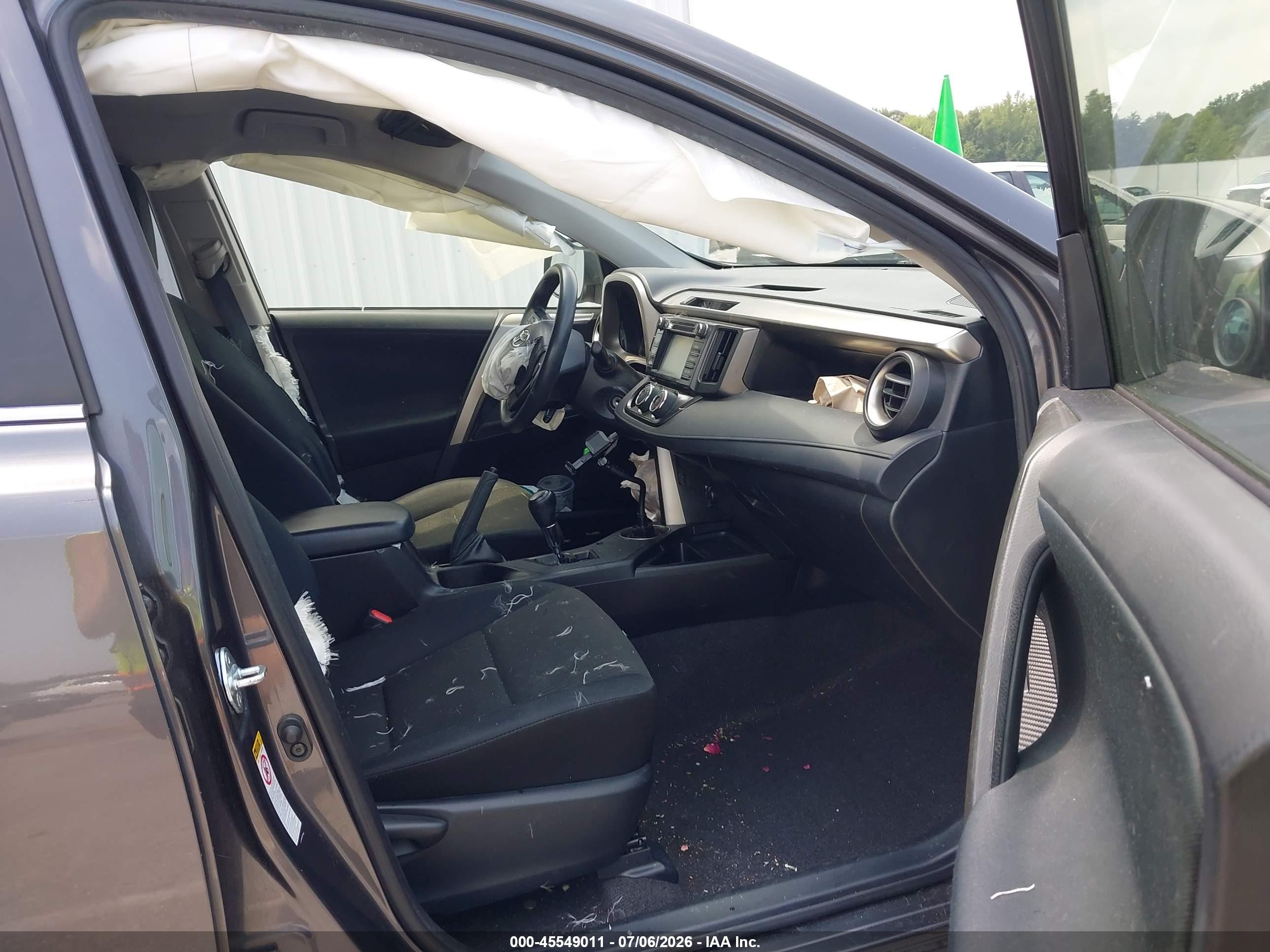 2015 Toyota Rav4 Le Gray vin: JTMBFREVXFJ025054