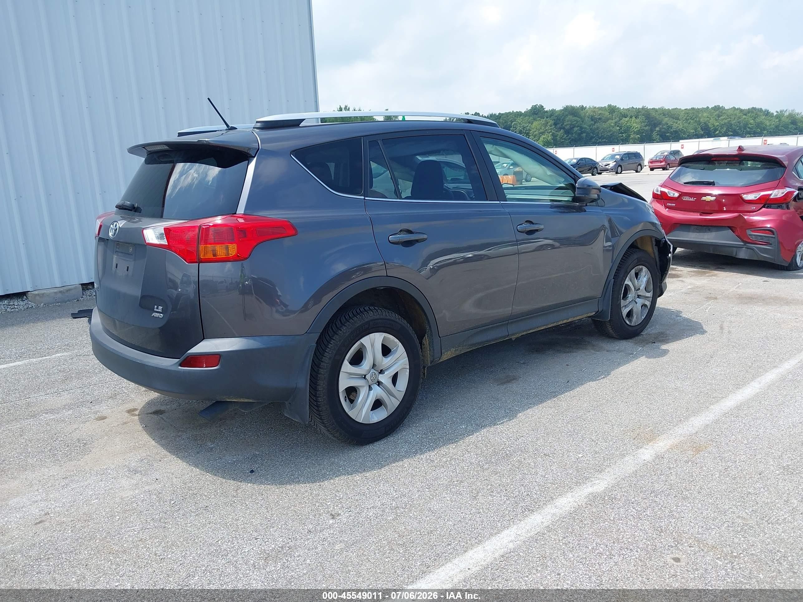 2015 Toyota Rav4 Le Gray vin: JTMBFREVXFJ025054