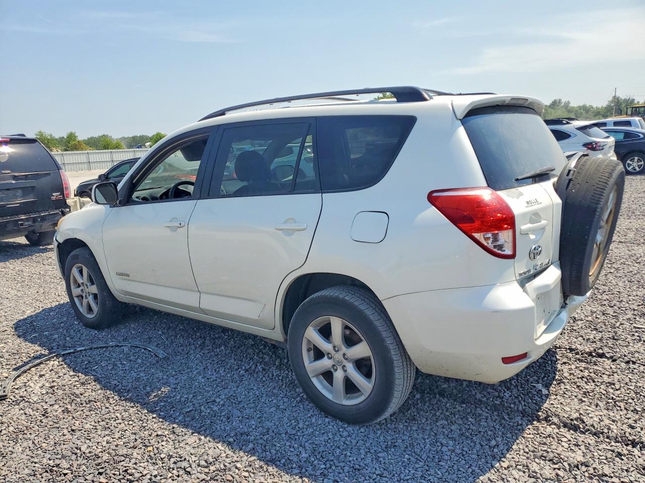2006 Toyota Rav4 Limited White vin: JTMBK31V065001899