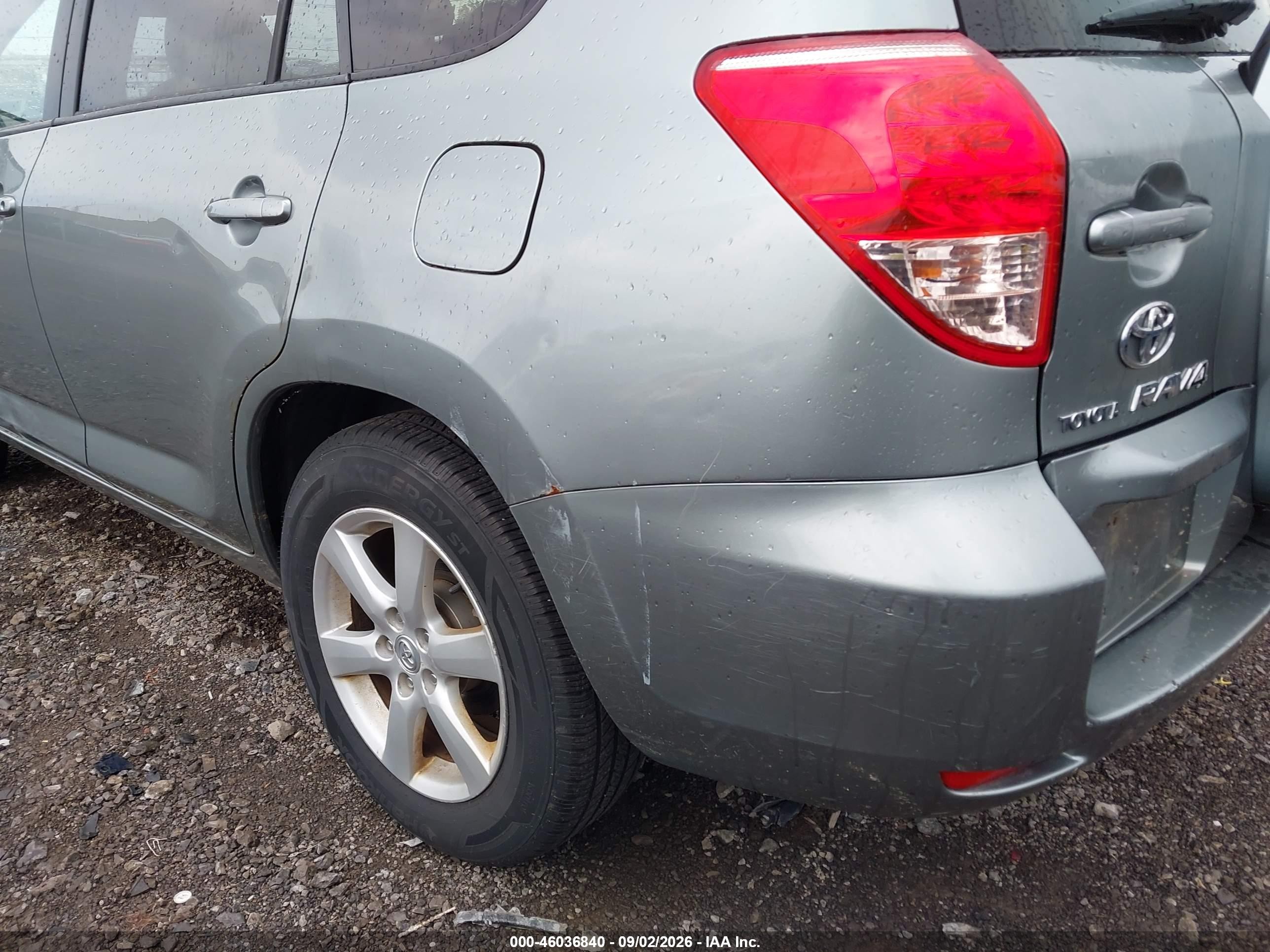2006 Toyota Rav4 Limited V6 Green vin: JTMBK31V065009257